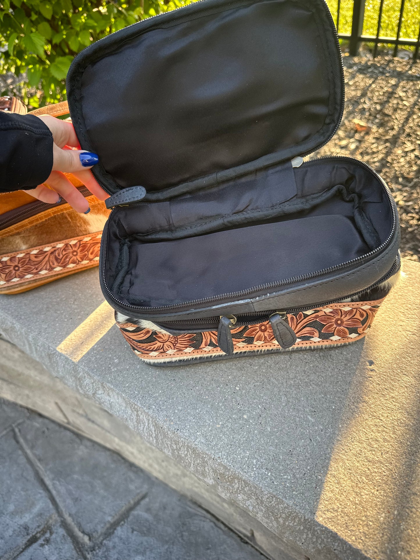 Hand Tooled Leather Cosmetic Make up Bag Women Travel Portable Pouch - Luxury Toiletry Bag