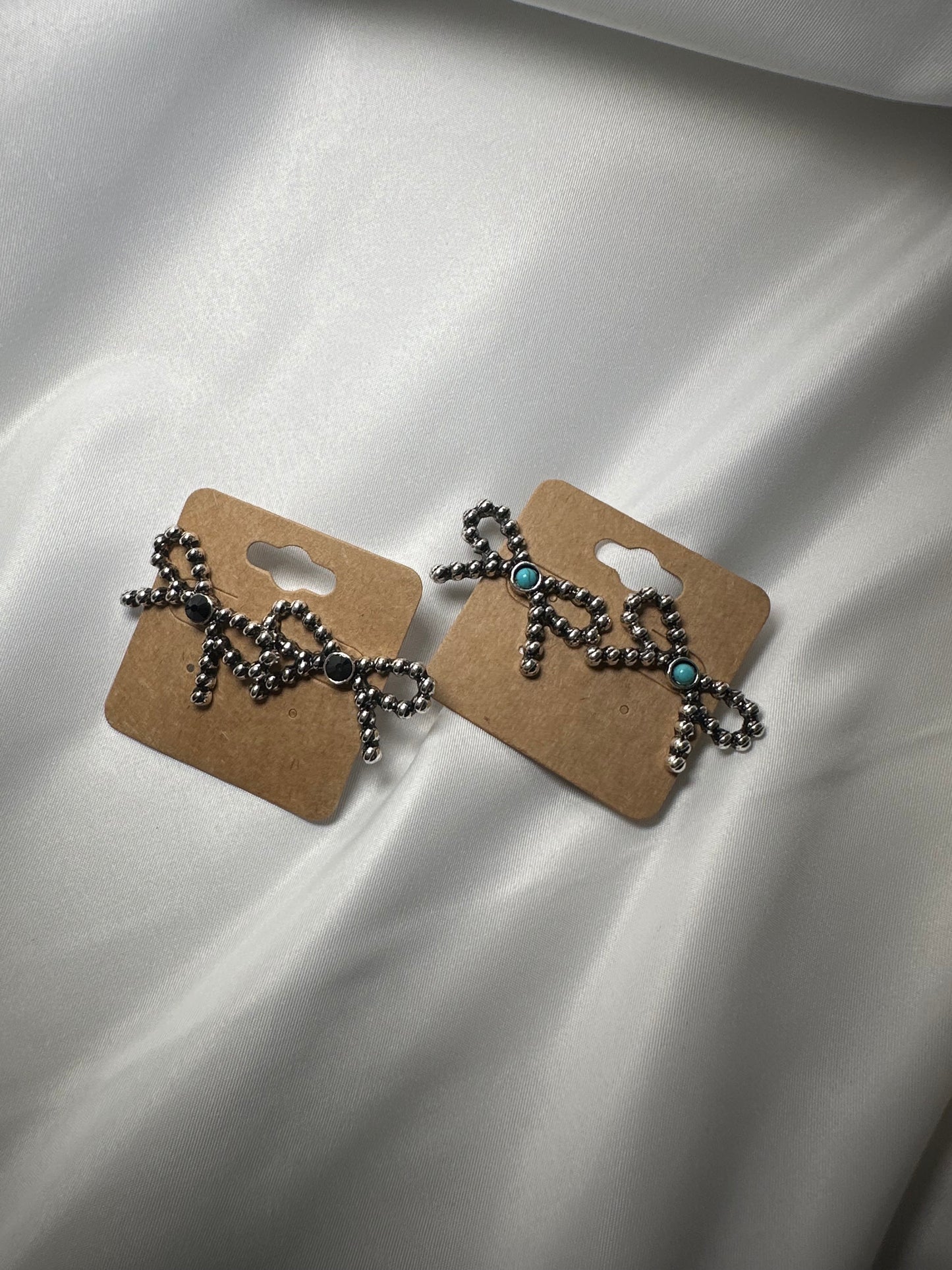 3D Ball TXR Bow Stud Earrings