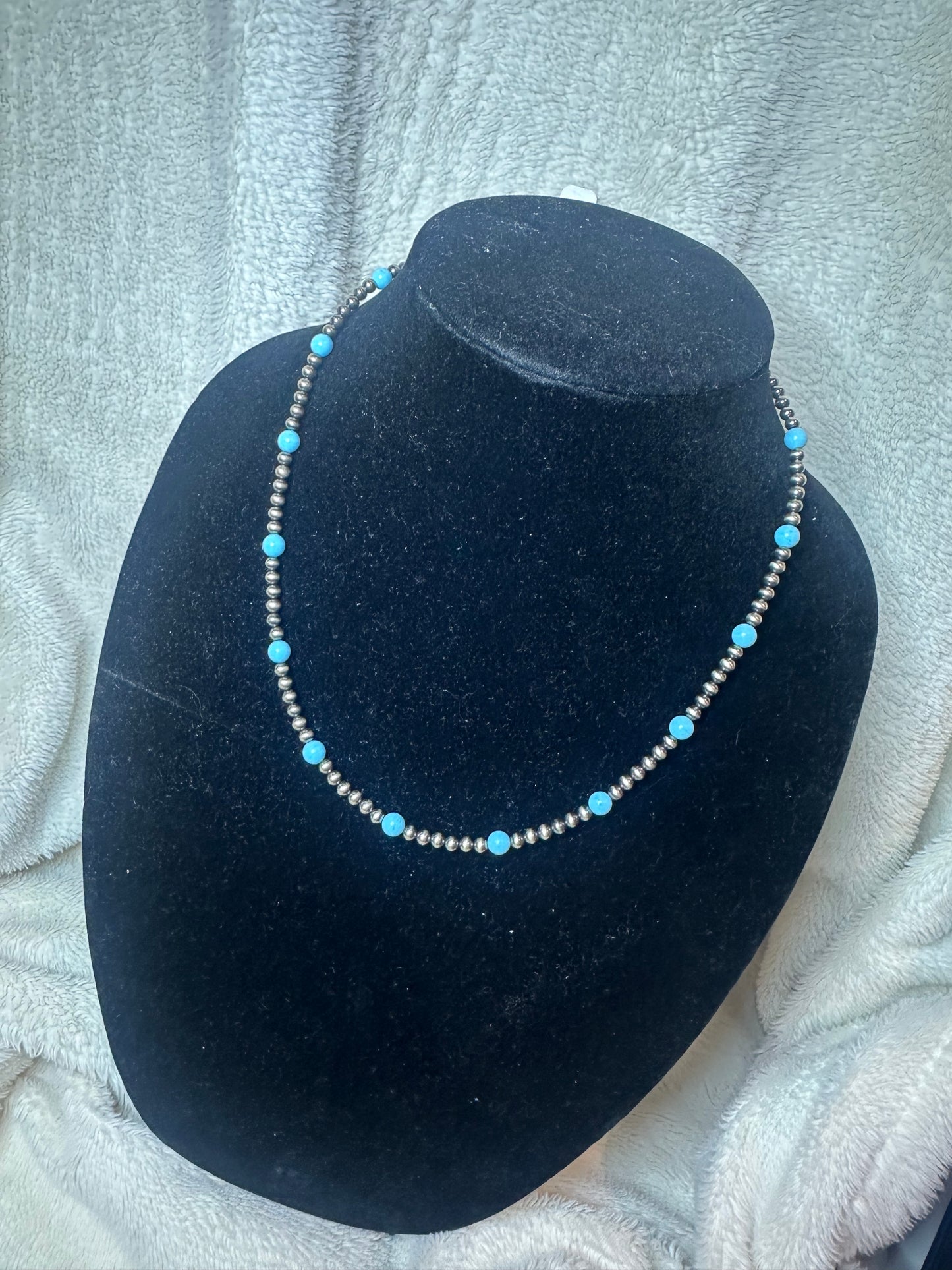 4mm pearl + 6mm sleeping beauty necklace