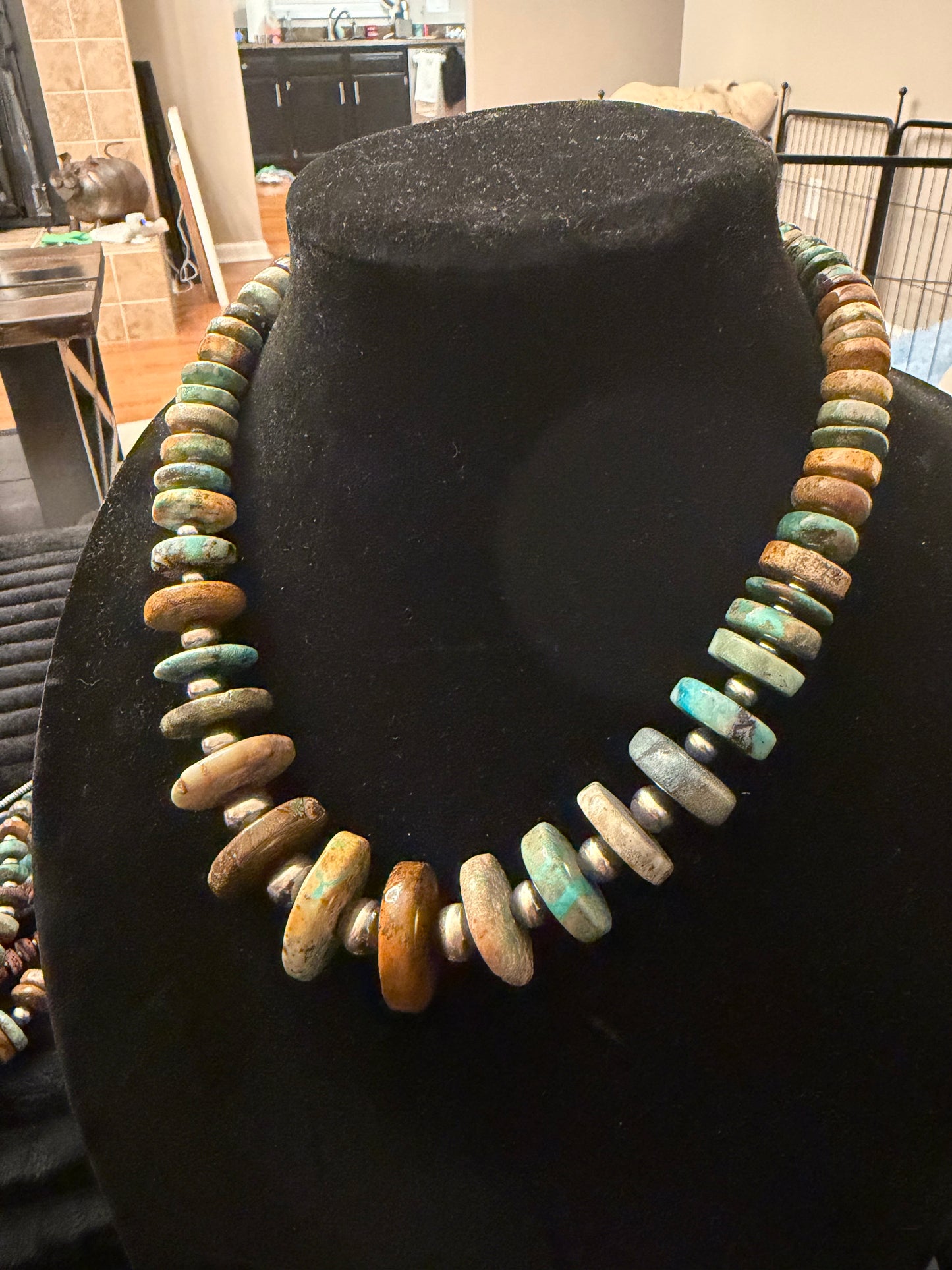 Chunky natural turquoise graduated necklace