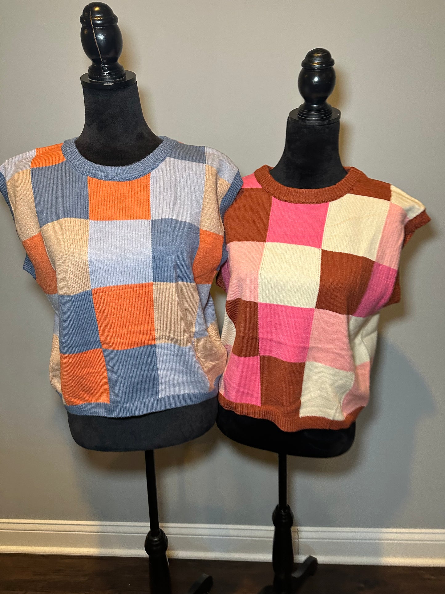 COLORFUL CHECKERED SWEATER VEST