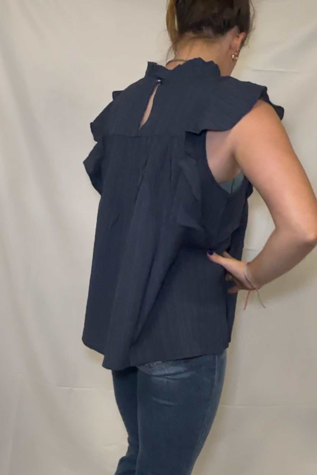 Crinkle Woven Top W/ Flutter Short Sleeve *2COLORS