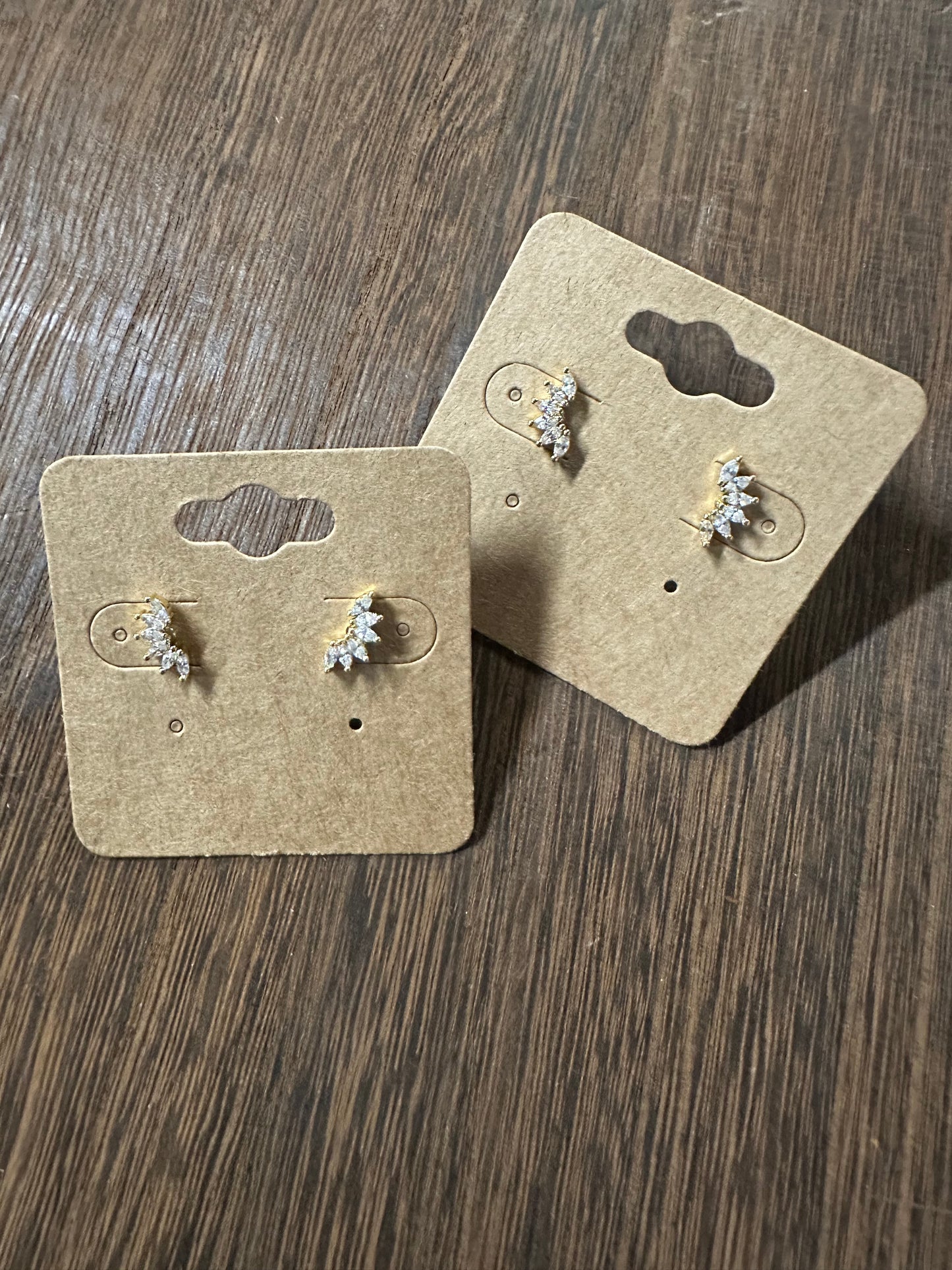 Dainty Gold Marquise Cluster Stud Earrings, Marquise Fan Stud, Gold Crown Stud, Gold Earring Minimalist Geometric Design for Christmas gift Q292