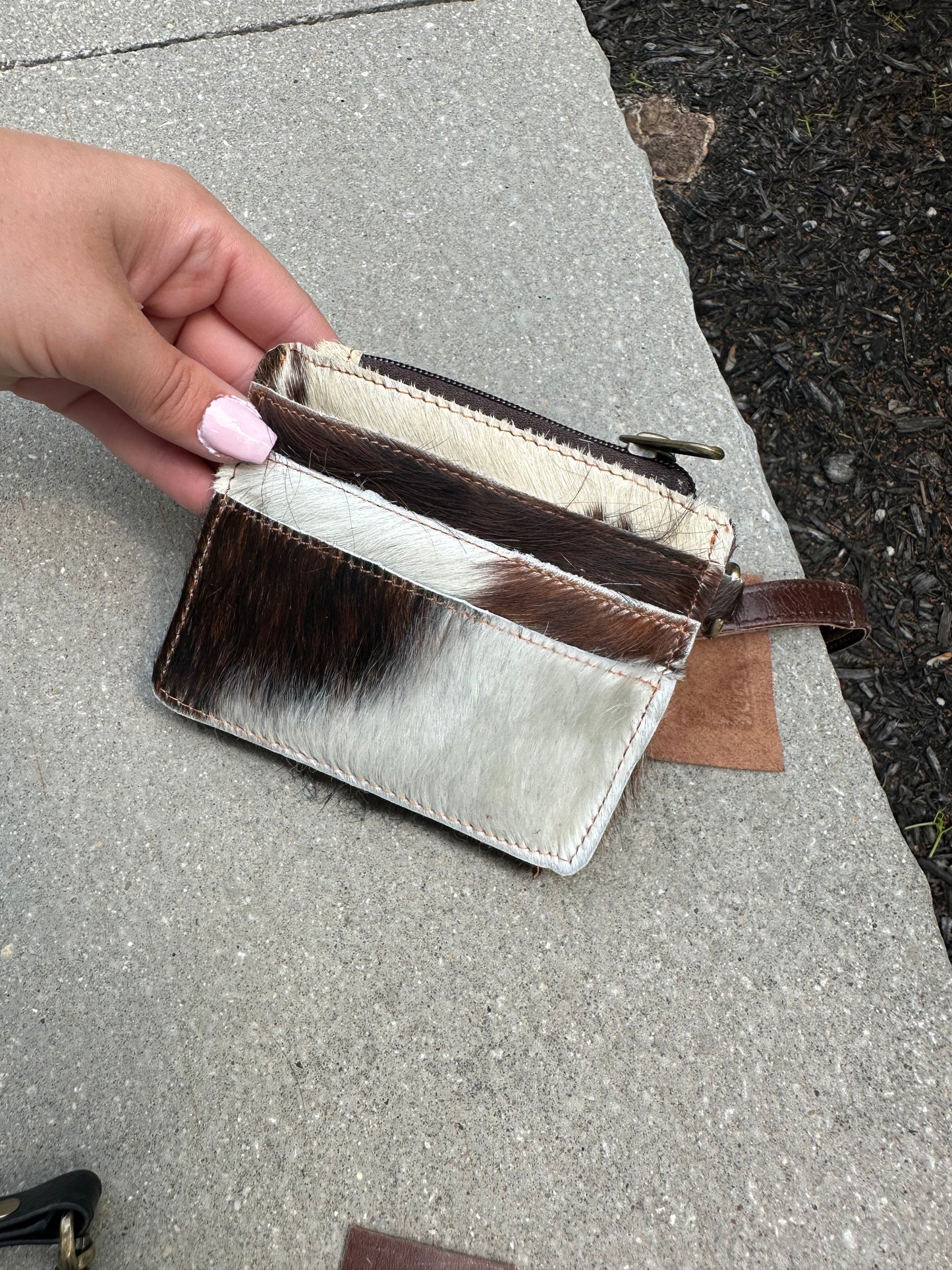 Cowhide Leather Credit Card Holder With Wristlet Zipper Coin Purses *3styles
