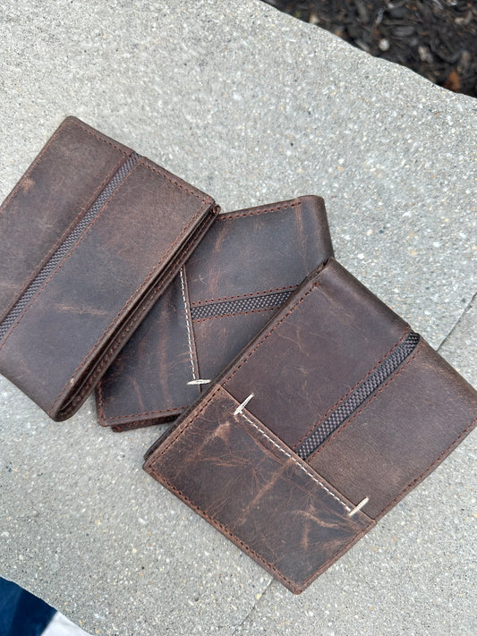Distressed Leather Short Bifold Wallet