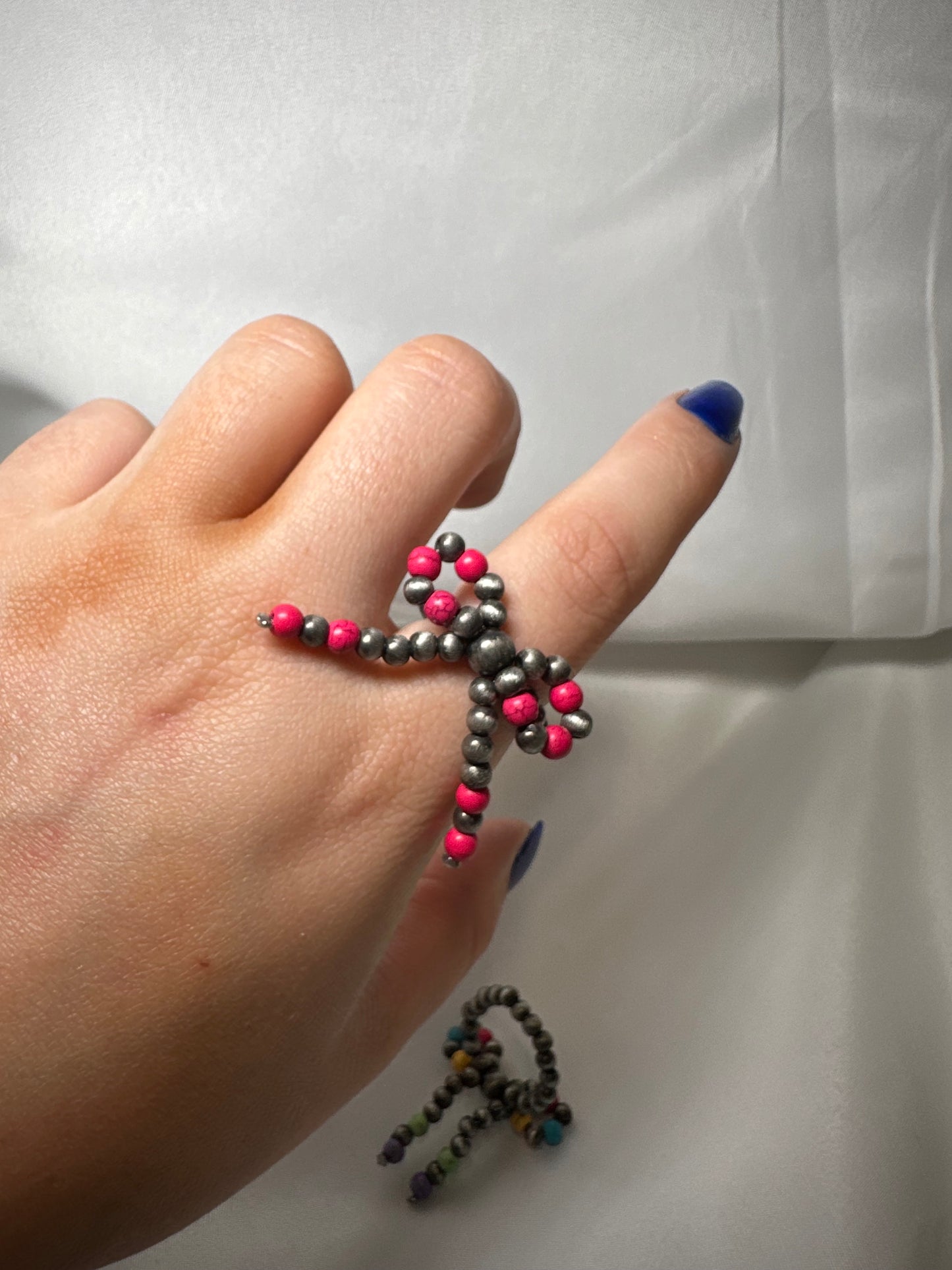 Navajo Style Pearl Bow Stretch Ring