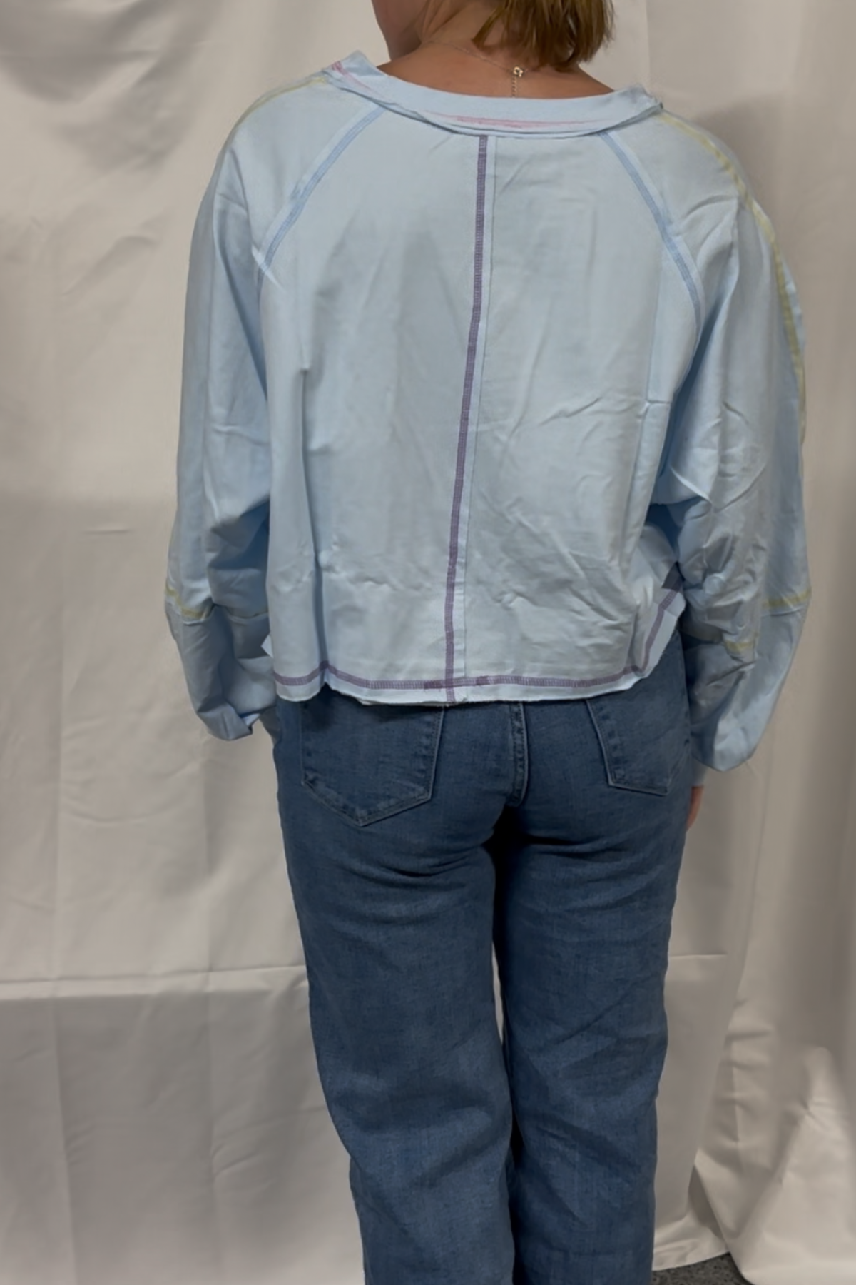 Contrast Stitching Long Sleeve Cropped Tee