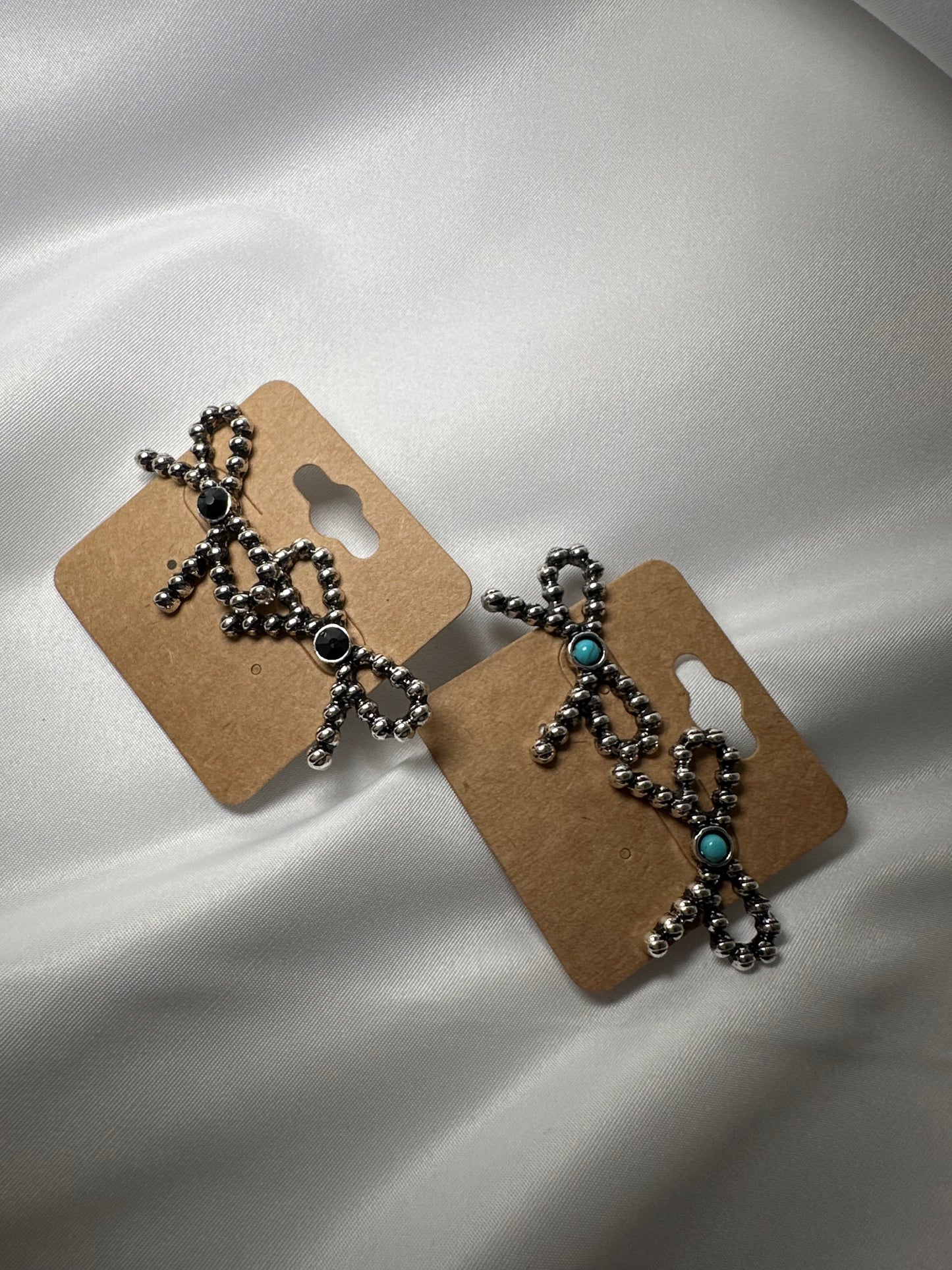 3D Ball TXR Bow Stud Earrings