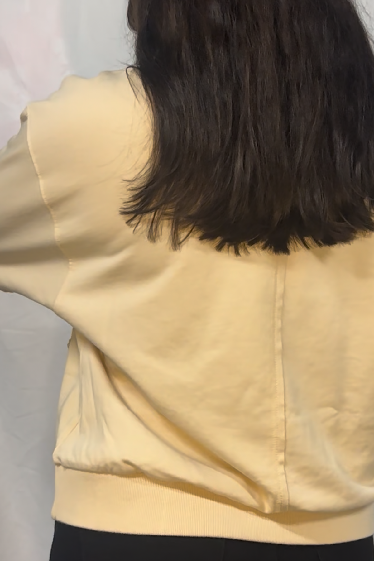 3/4 sleeves washed casual top with leopard star patch detail.