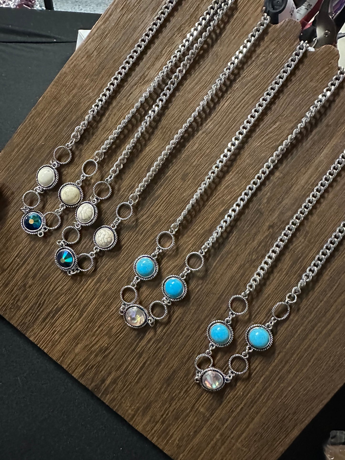 Western Style Stone Chain Necklace