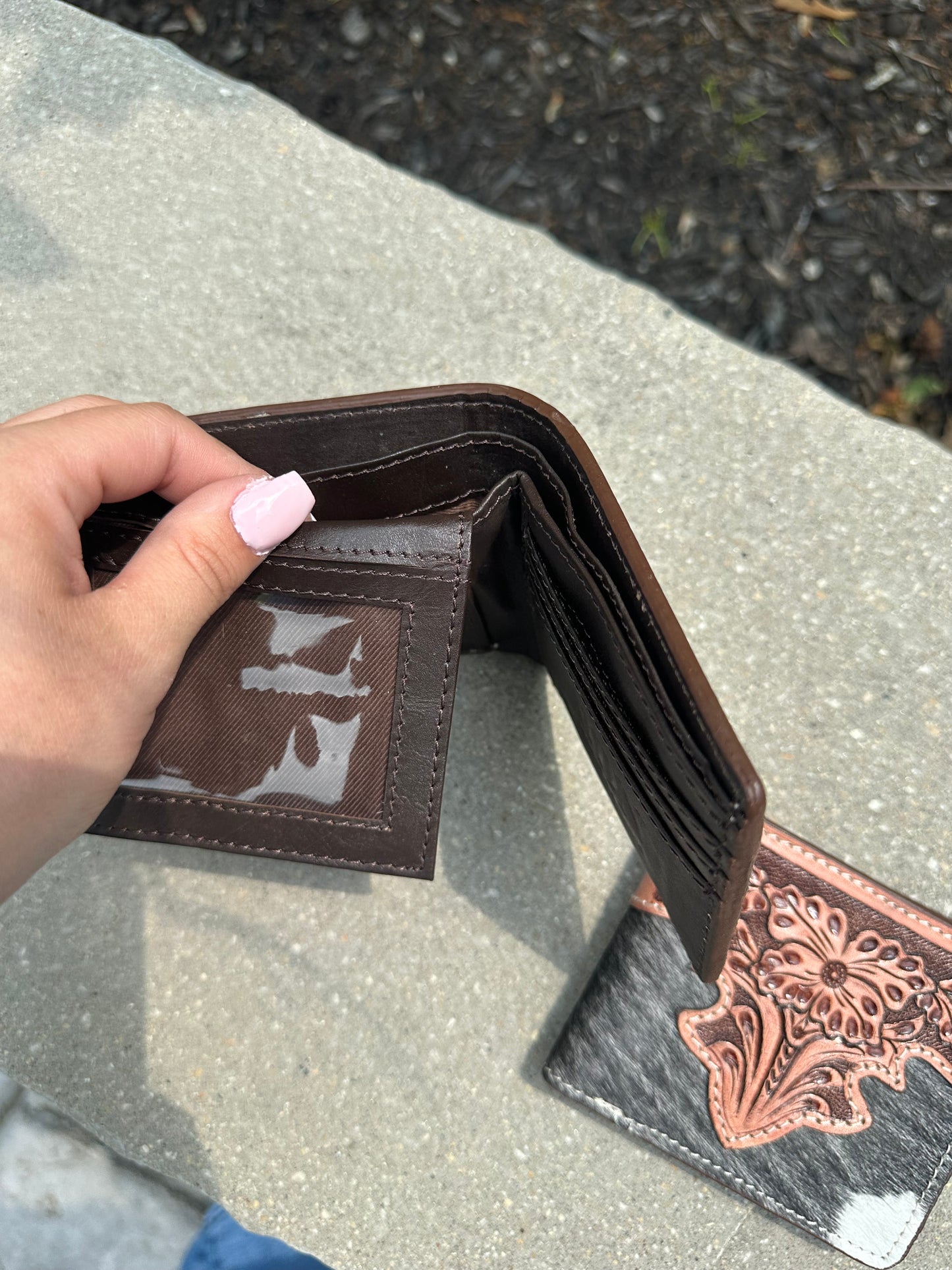 Hand Tooled Leather Bifold Short Mens Wallet
