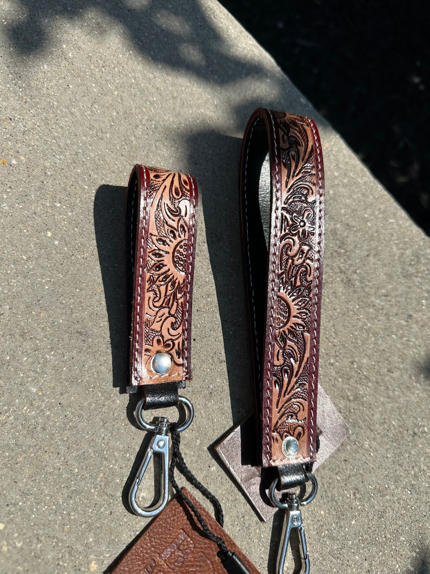 Tooled Leather Keychain - burgundy/dark brown/ sunflower