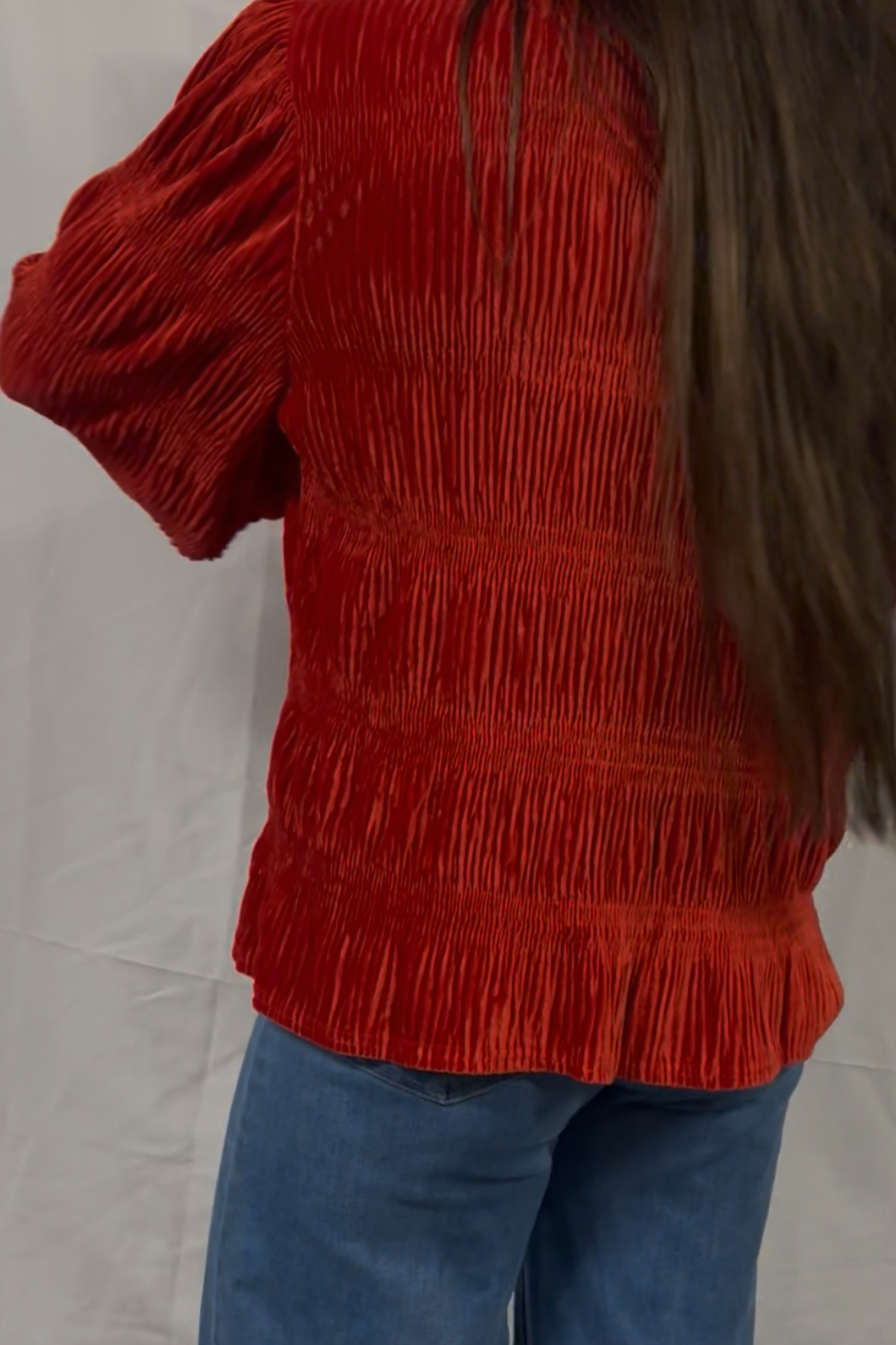 VELVET BOW TIED TOP WITH NECK DROP