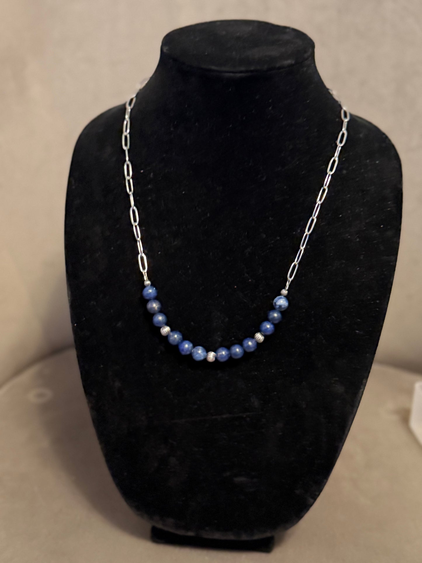 Lapis x corrugated pearl bar necklace