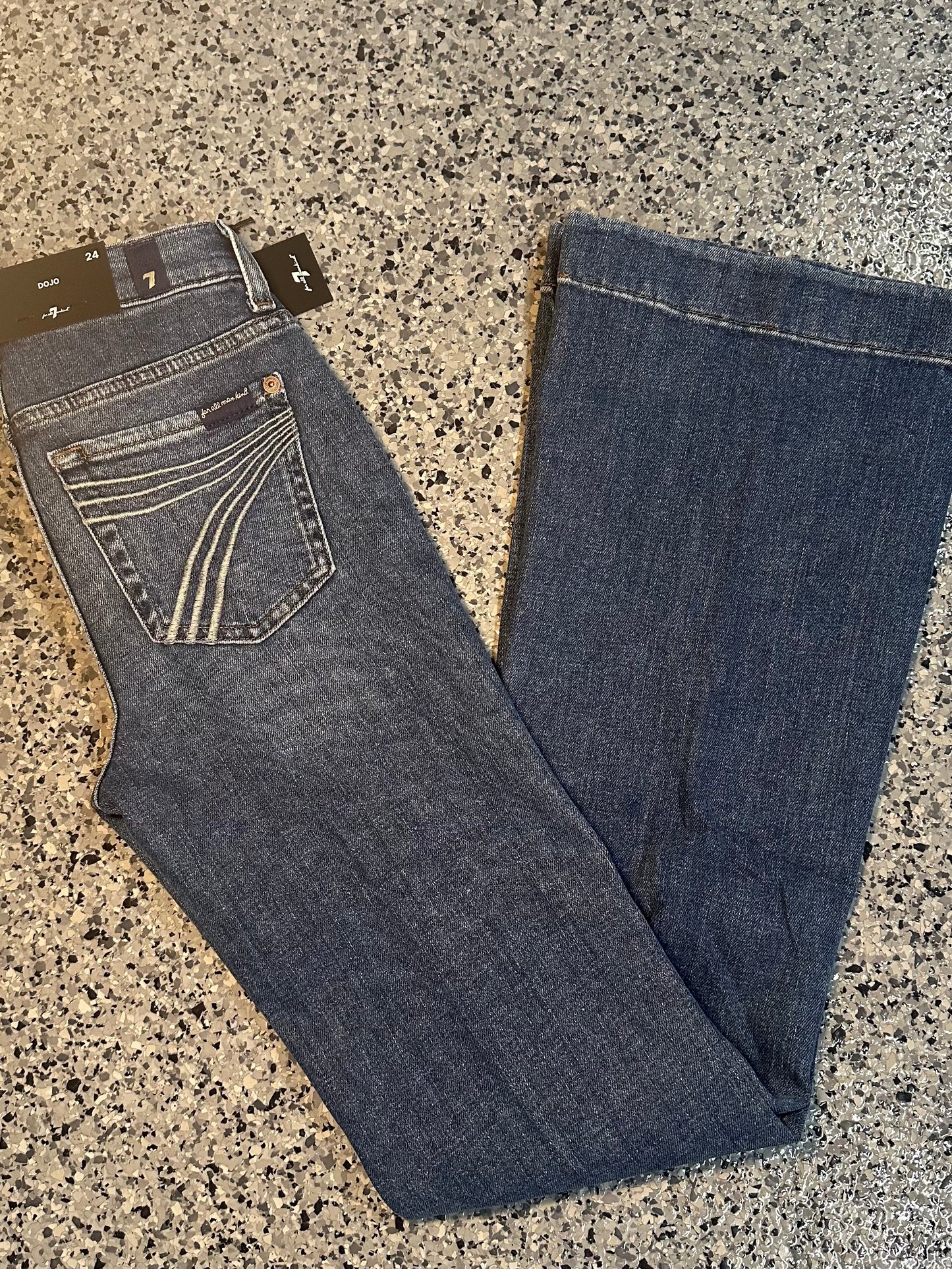 7 FOR ALL MANKIND DOJO JEANS - SCO