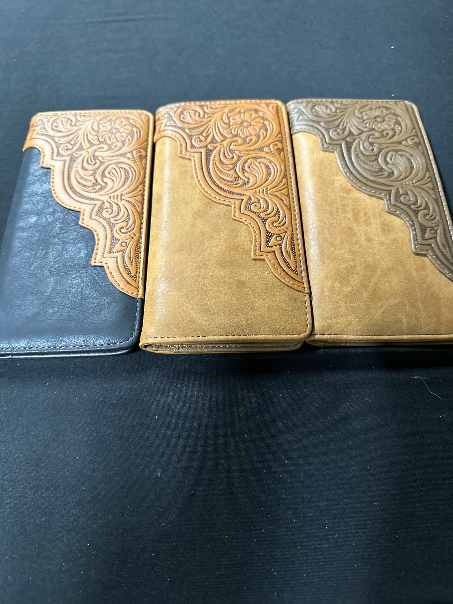 Embossed Floral Men's Bifold Long PU Leather Wallet