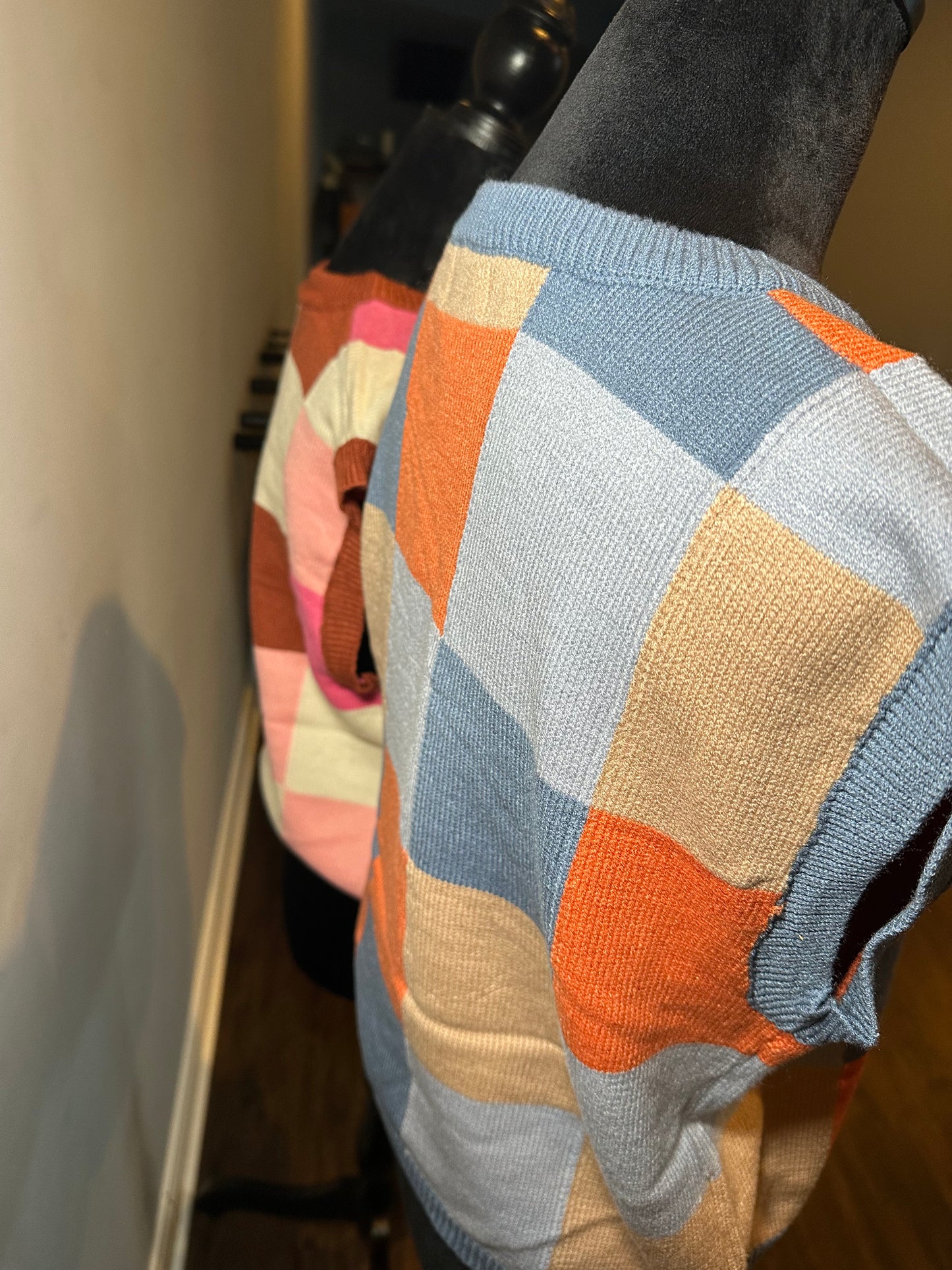 COLORFUL CHECKERED SWEATER VEST