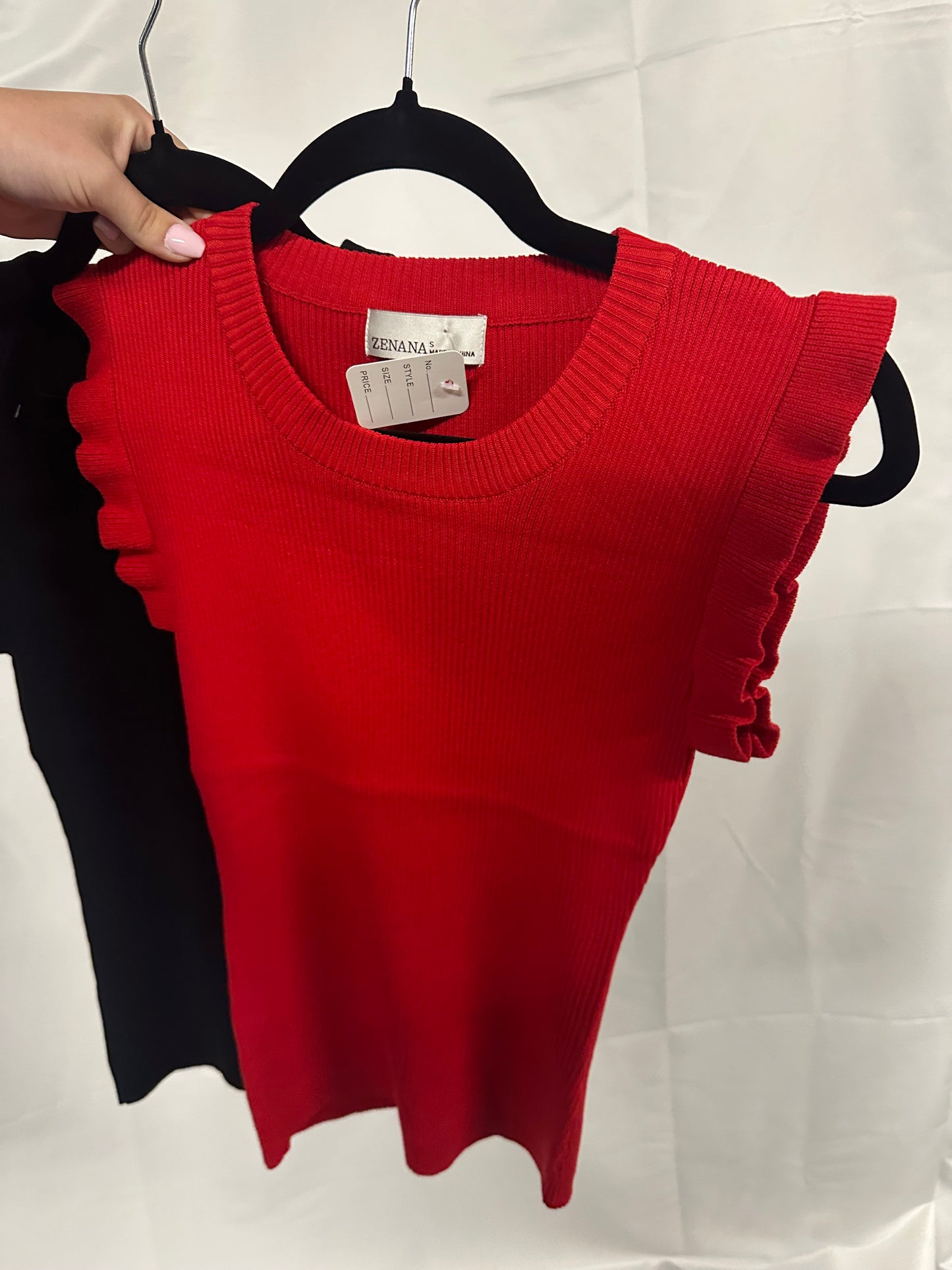 Viscose ruffle trim ribbed sweater vest