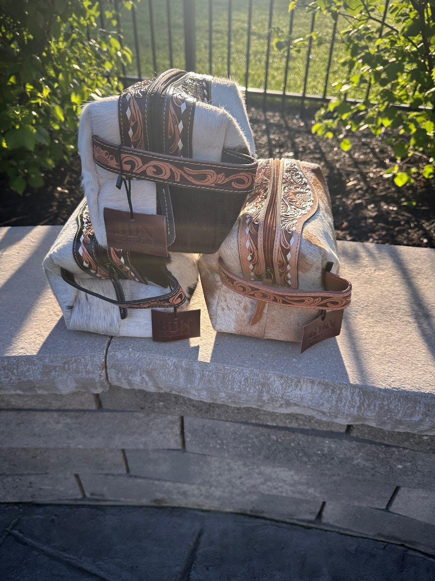 Western Floral Cowhide Leather Travel Cosmetic Storage Case - Toiletry Bags