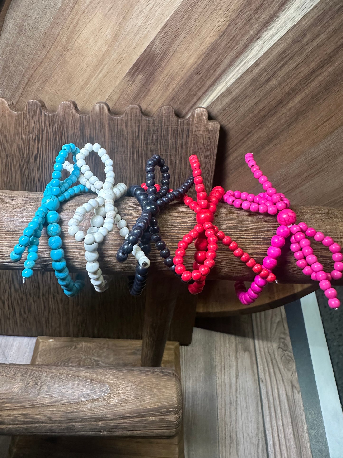 Colored Stone Bow Stretch Bracelet