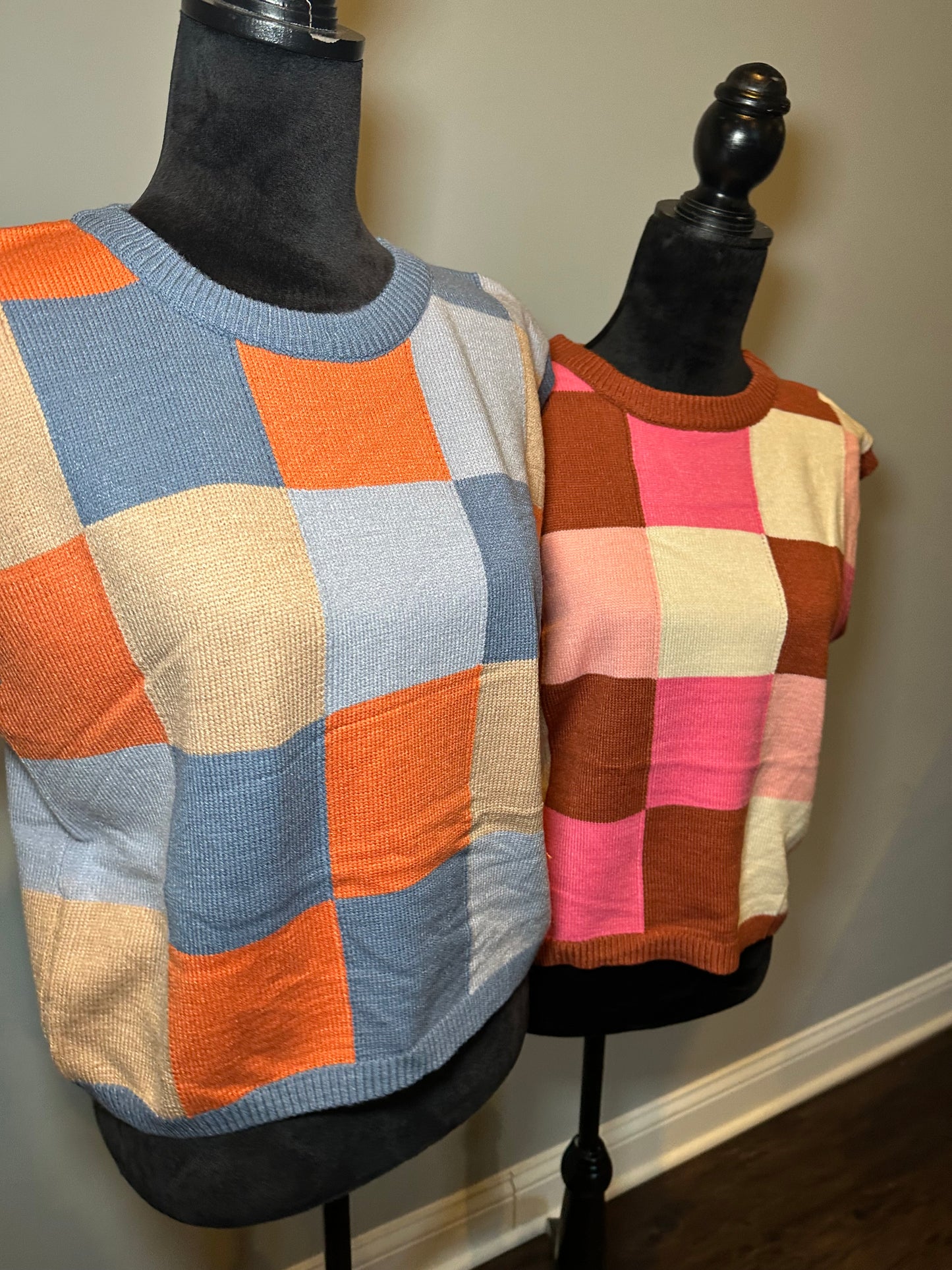 COLORFUL CHECKERED SWEATER VEST
