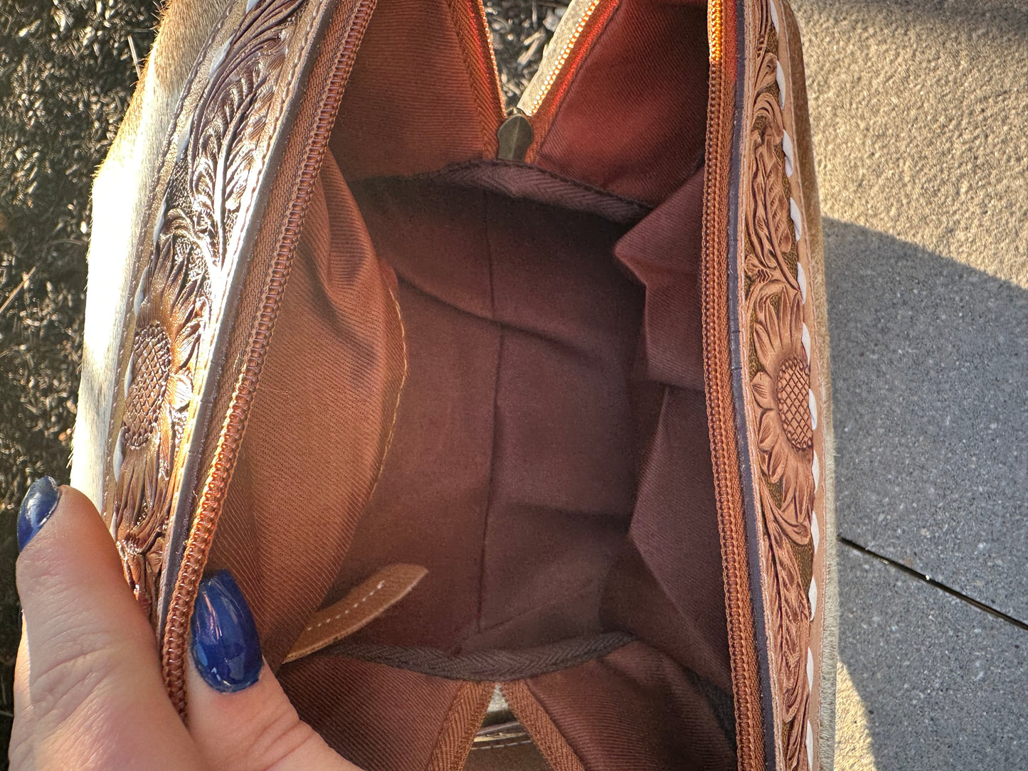 Western Floral Cowhide Leather Travel Cosmetic Storage Case - Toiletry Bags