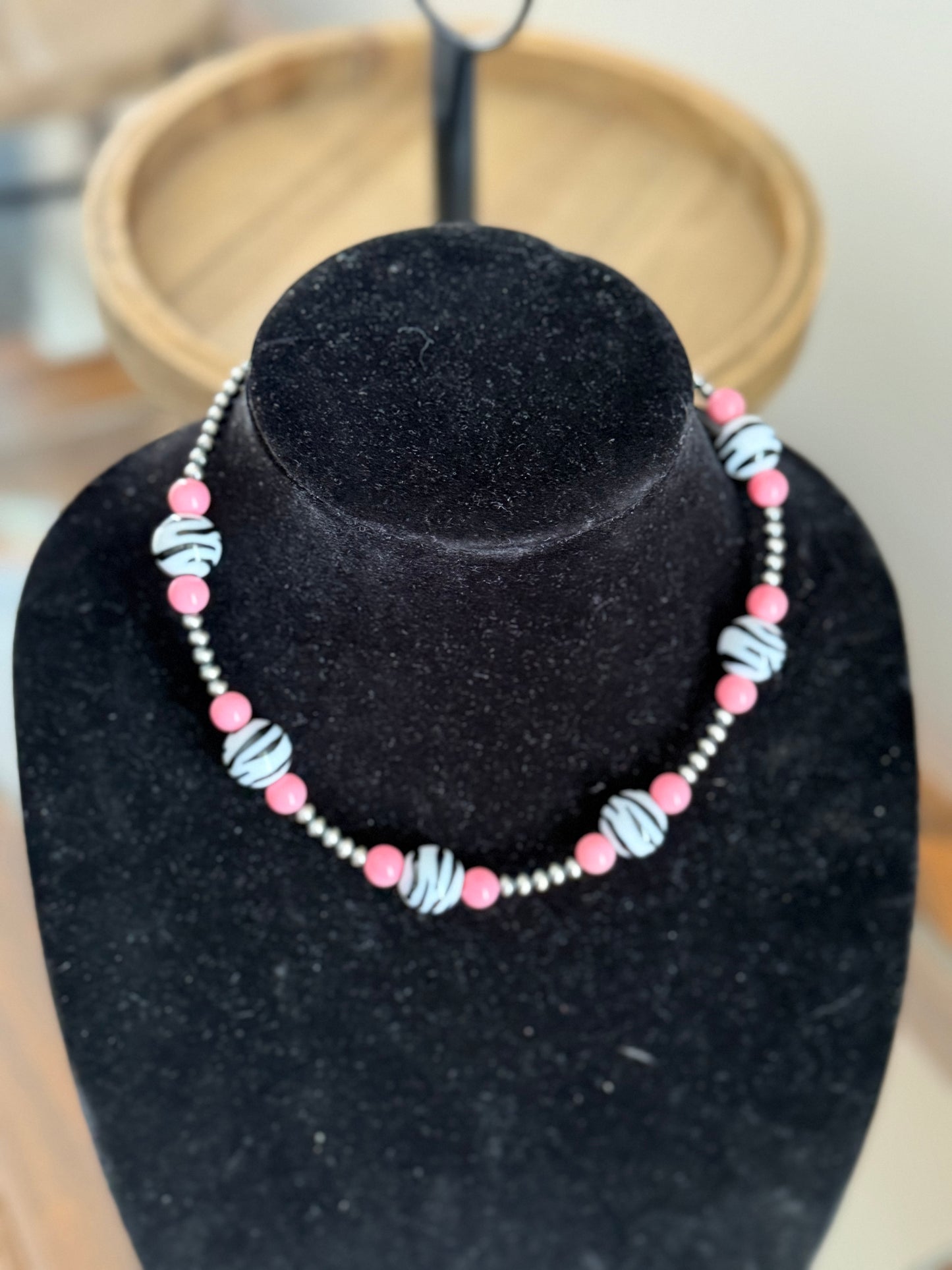 Pink x zebra sterling pearl necklace