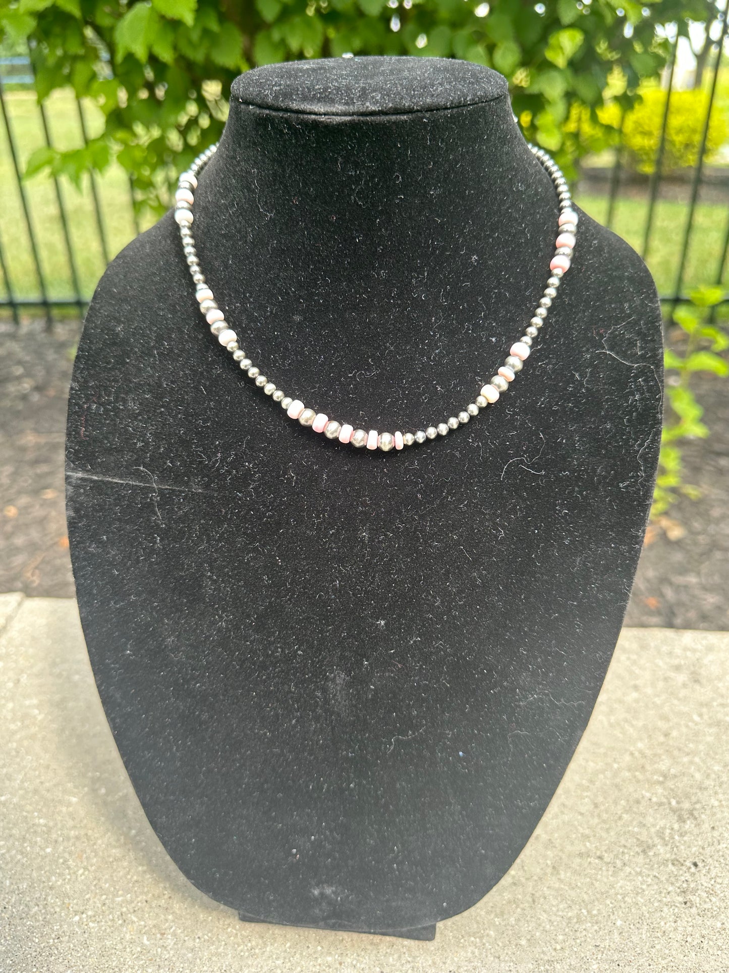 4-6mm graduated navajo style + pink conch necklace