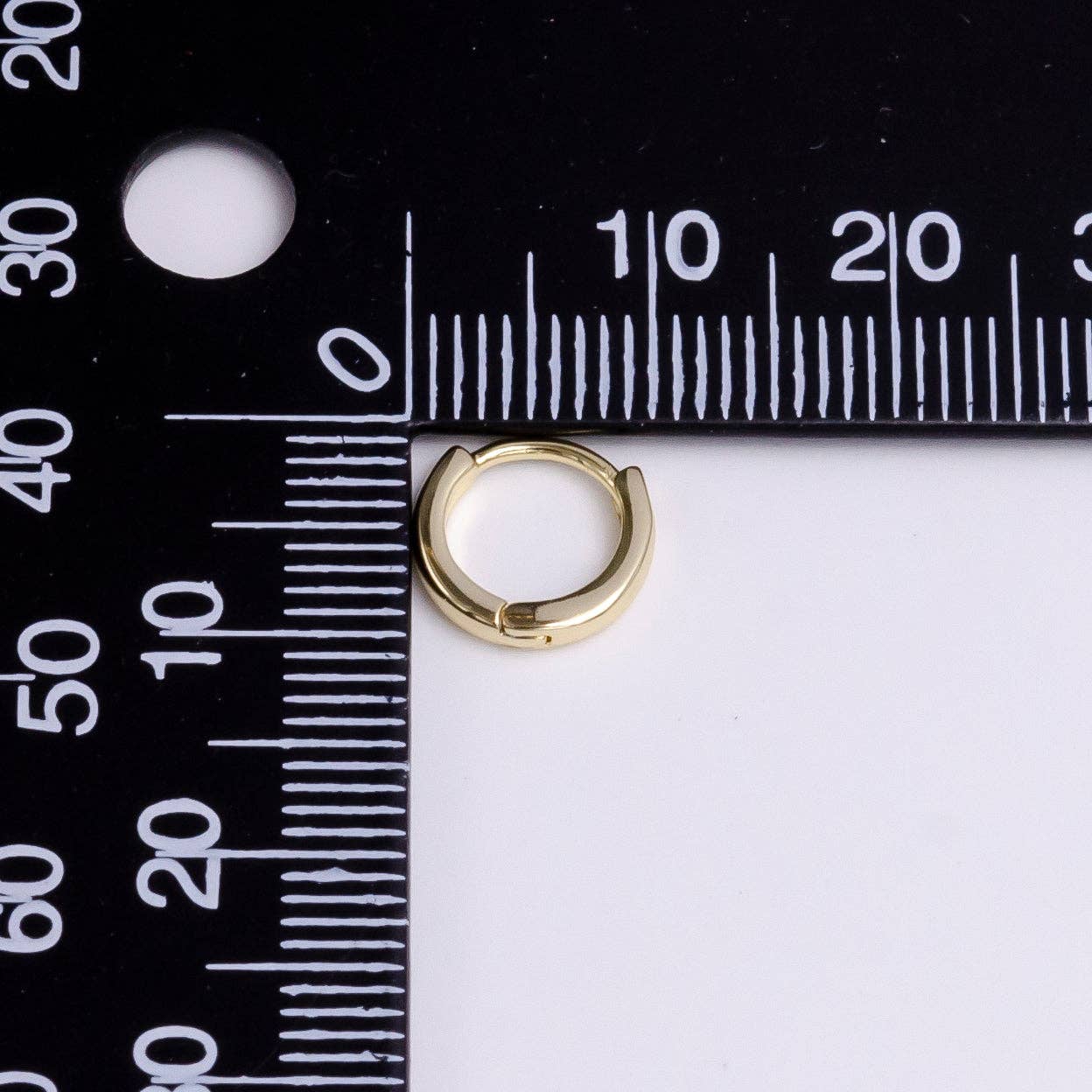 14K Gold-Filled 10mm Mini Flat Cartilage Huggie Earrings