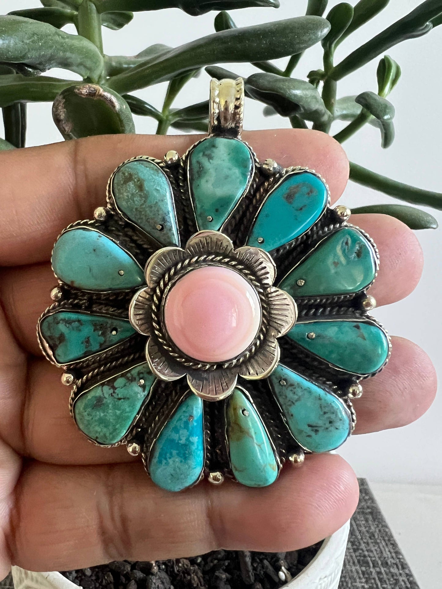 Natural Turquoise set with pink conch shell pendant
