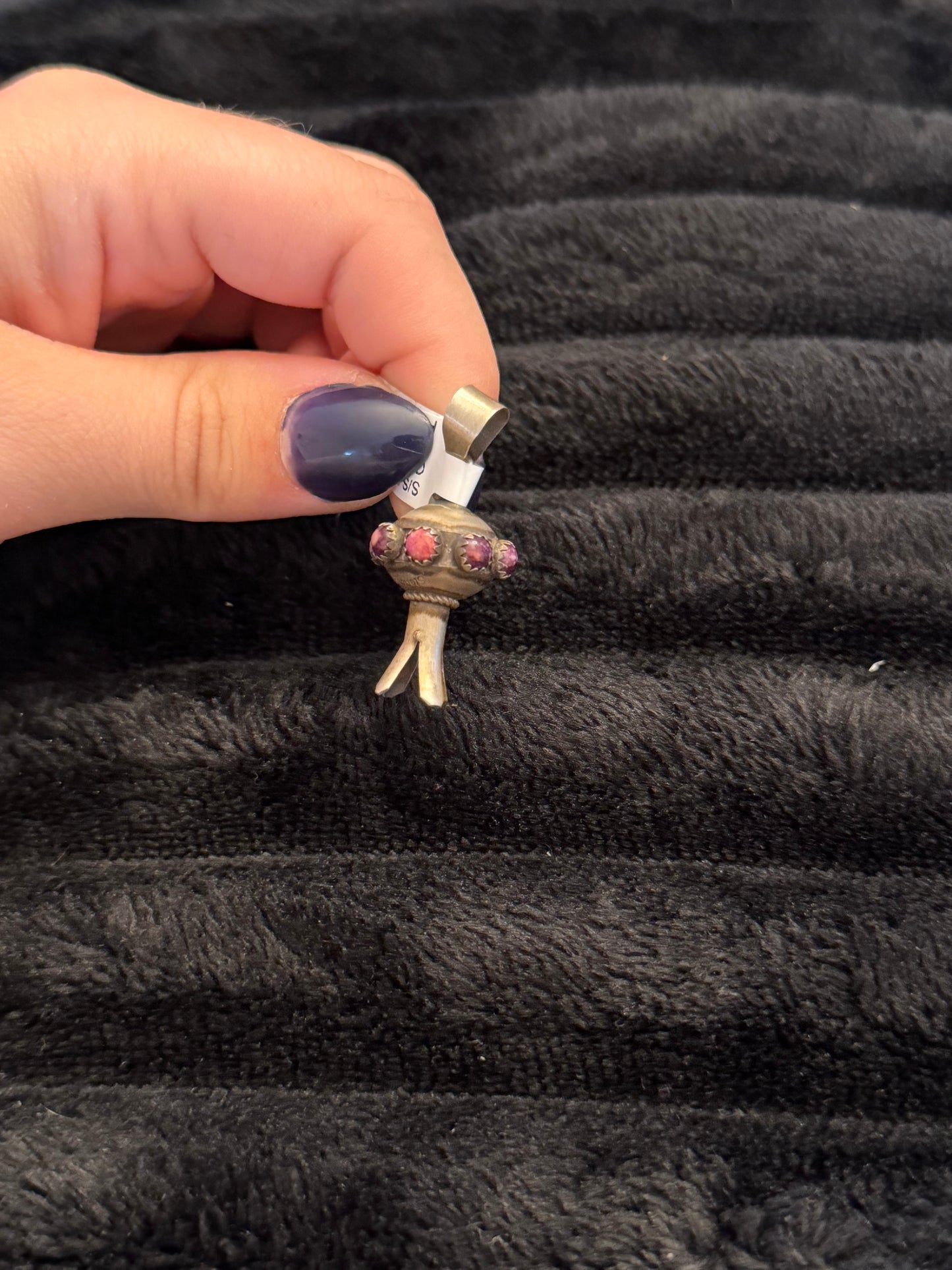 Navajo Handmade Spiny Oyster Pendant - Monica Smith