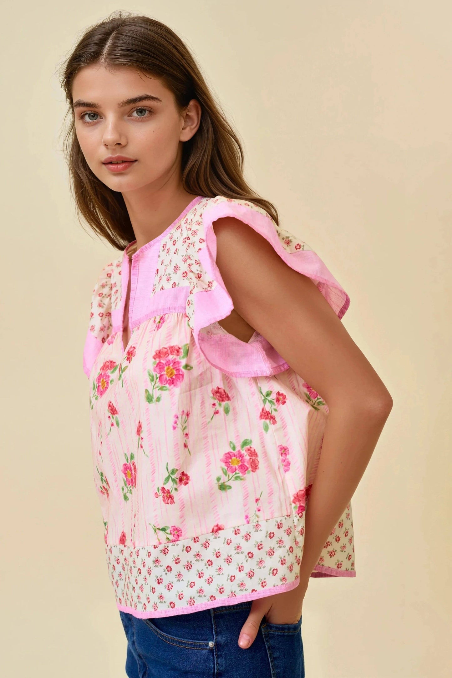 MIXED PRINT FLUTTER SLEEVE TOP - 45538T