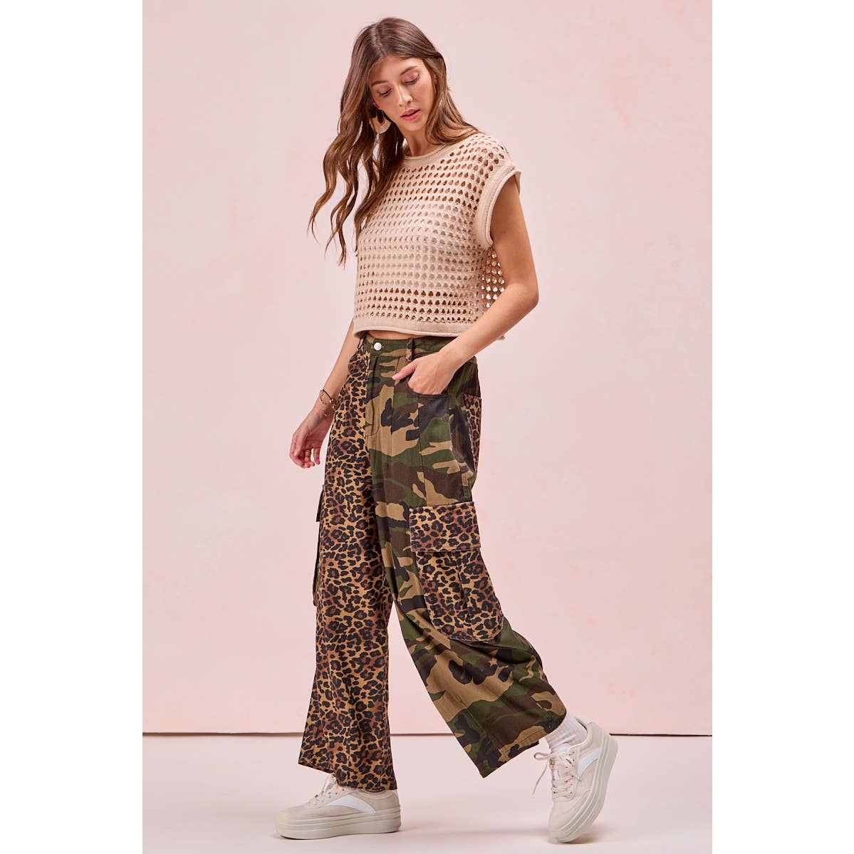 LEOPARD AND CAMOUFLAGE MIXED CARGO POCKETS PANTS