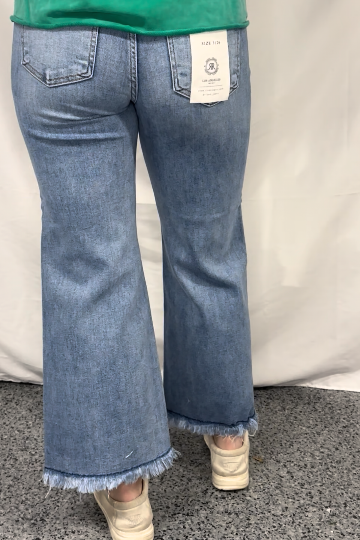 Mid Rise Crop Wide Leg Jeans