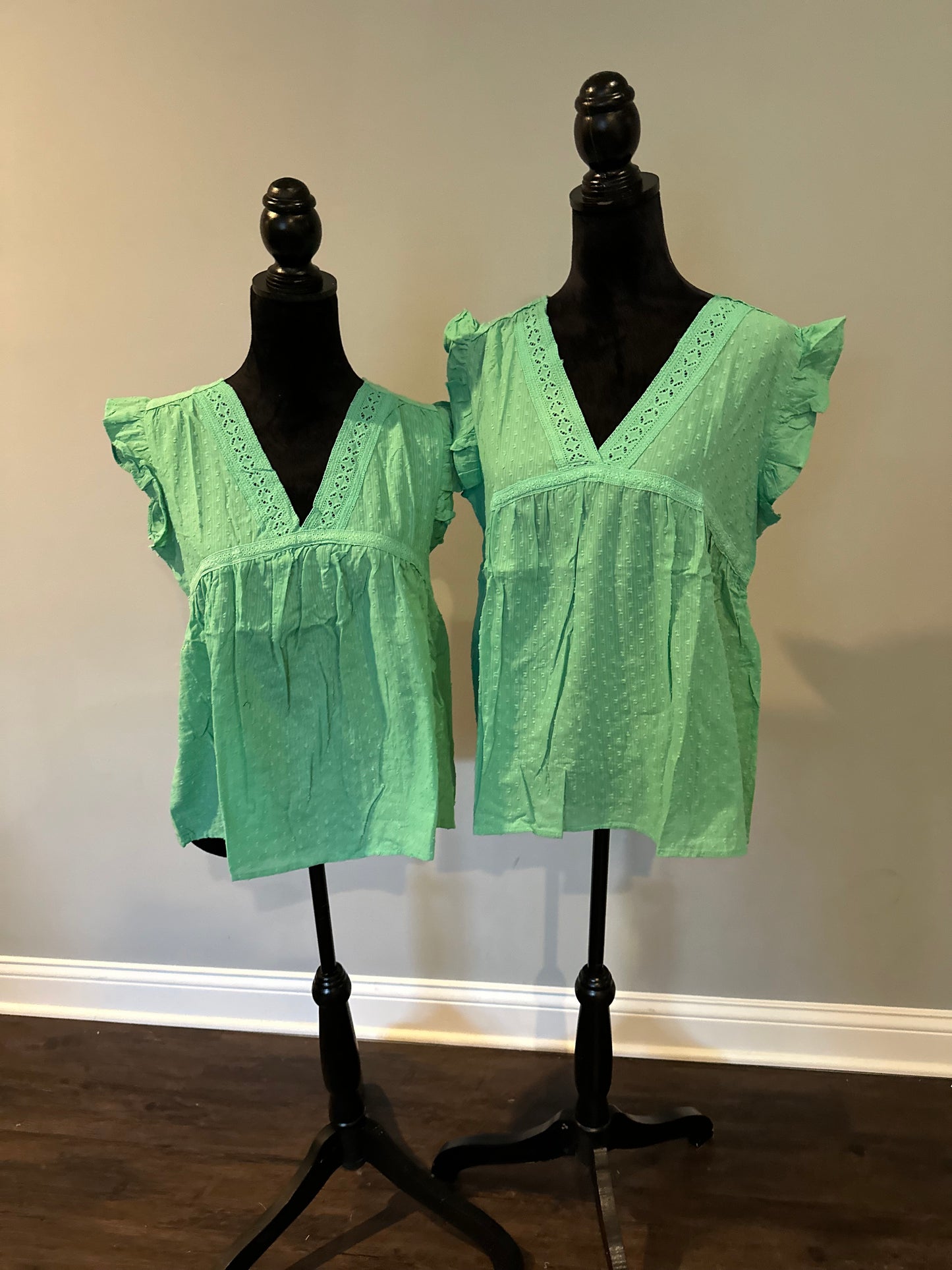 Green eyelet v neckline ruffle Swiss dot top