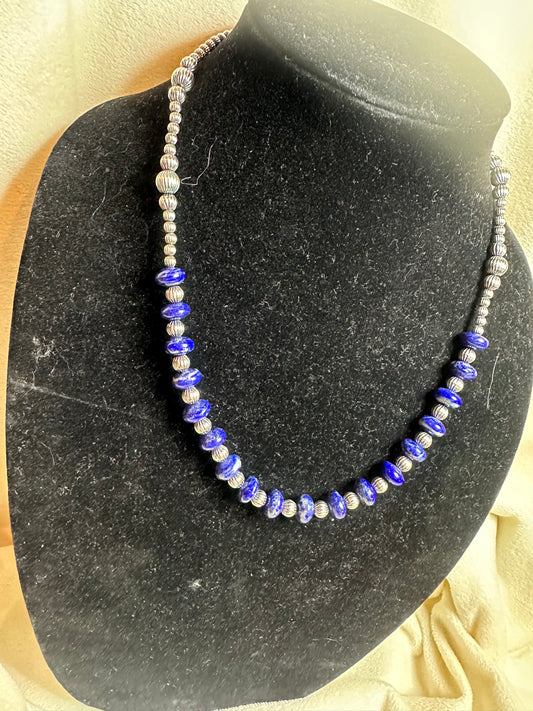 4-8mm graudated corrugated x blue lapis necklace