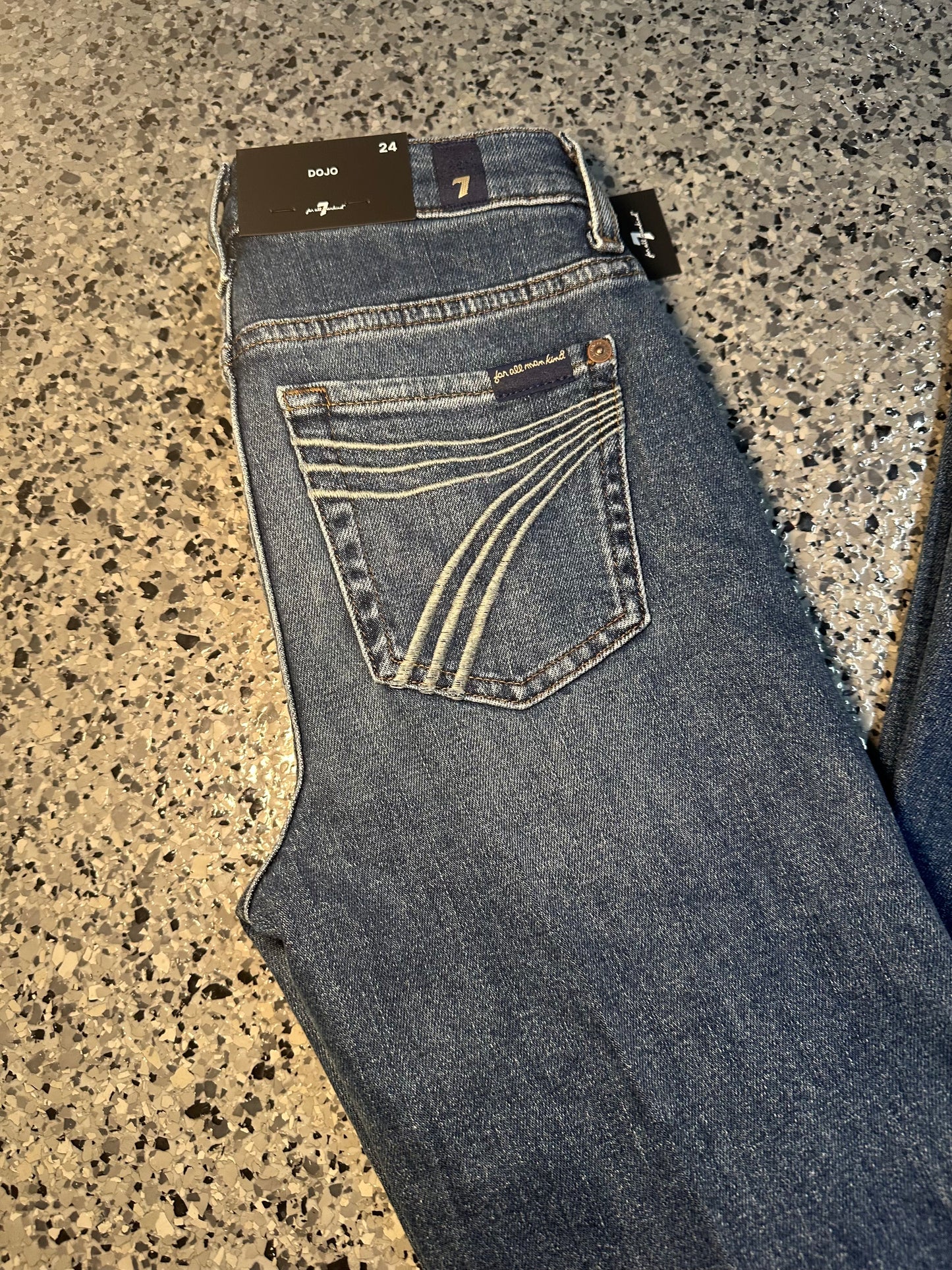 7 FOR ALL MANKIND DOJO JEANS  - SCO