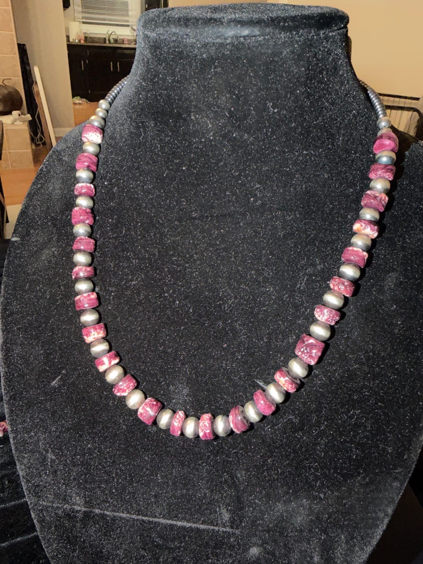 Purple spiny x 10mm pearl necklace