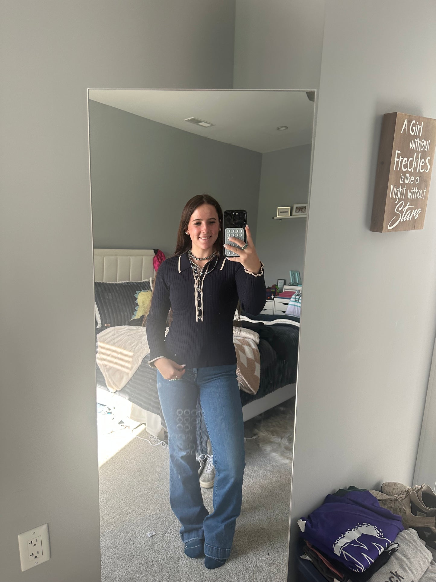 Solid ribbed long sleeve collared knit top