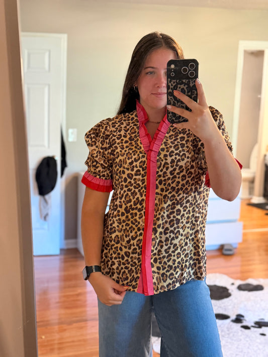 LEOPARD PRINTED WOVEN CONTRAST EDGE RUFFLED BLOUSE
