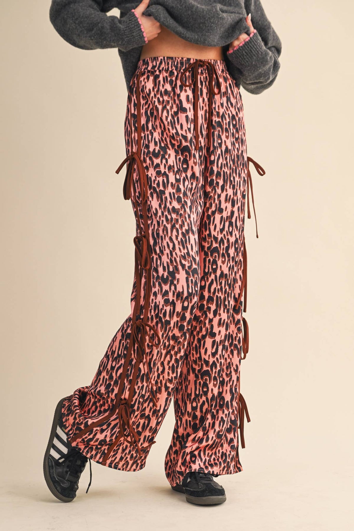 LEOPARD PRINT SIDE TYING WIDE LEG PANTS