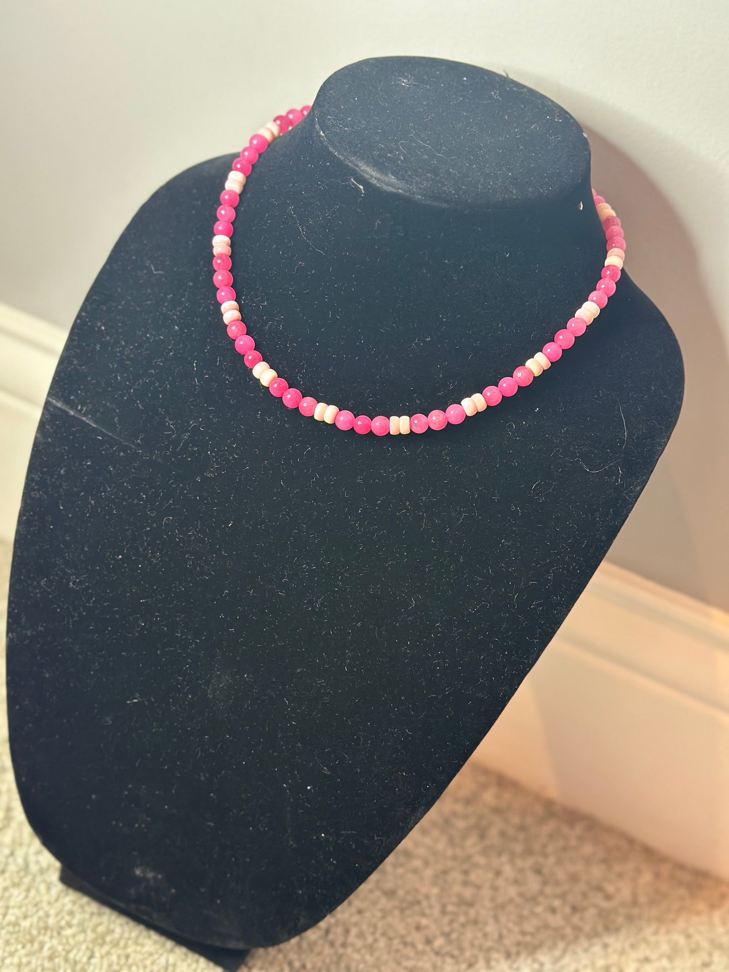 6mm pink conch and mashan fuchsia necklace