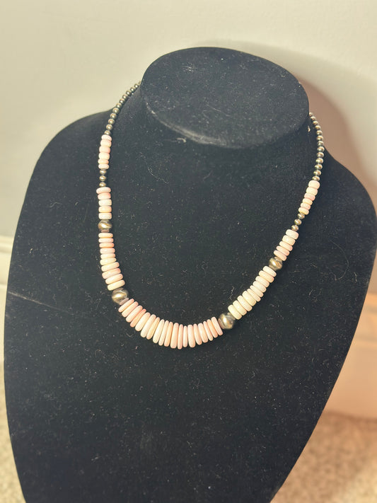 graduated pink conch necklace