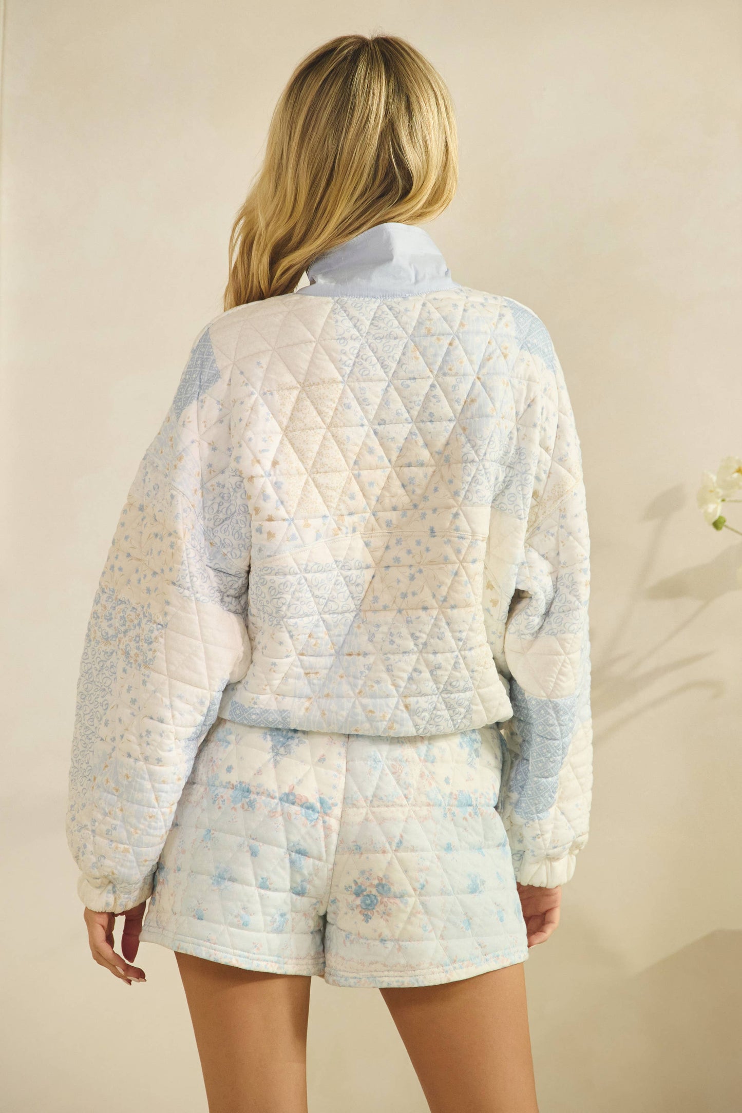 Textured Contrast printed Quarterzip Sweater