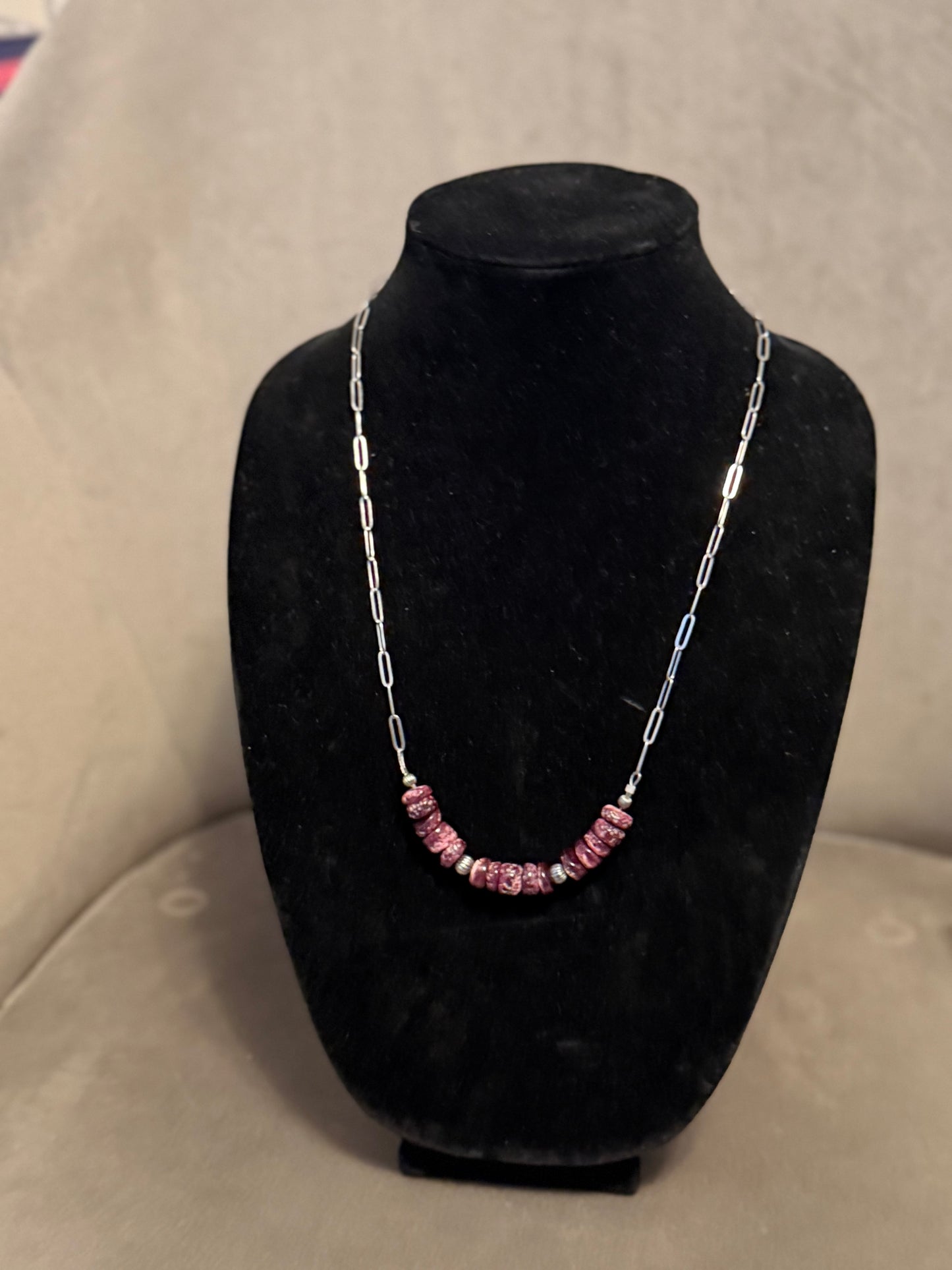 Purple spiny x corrugated pearl bar necklace
