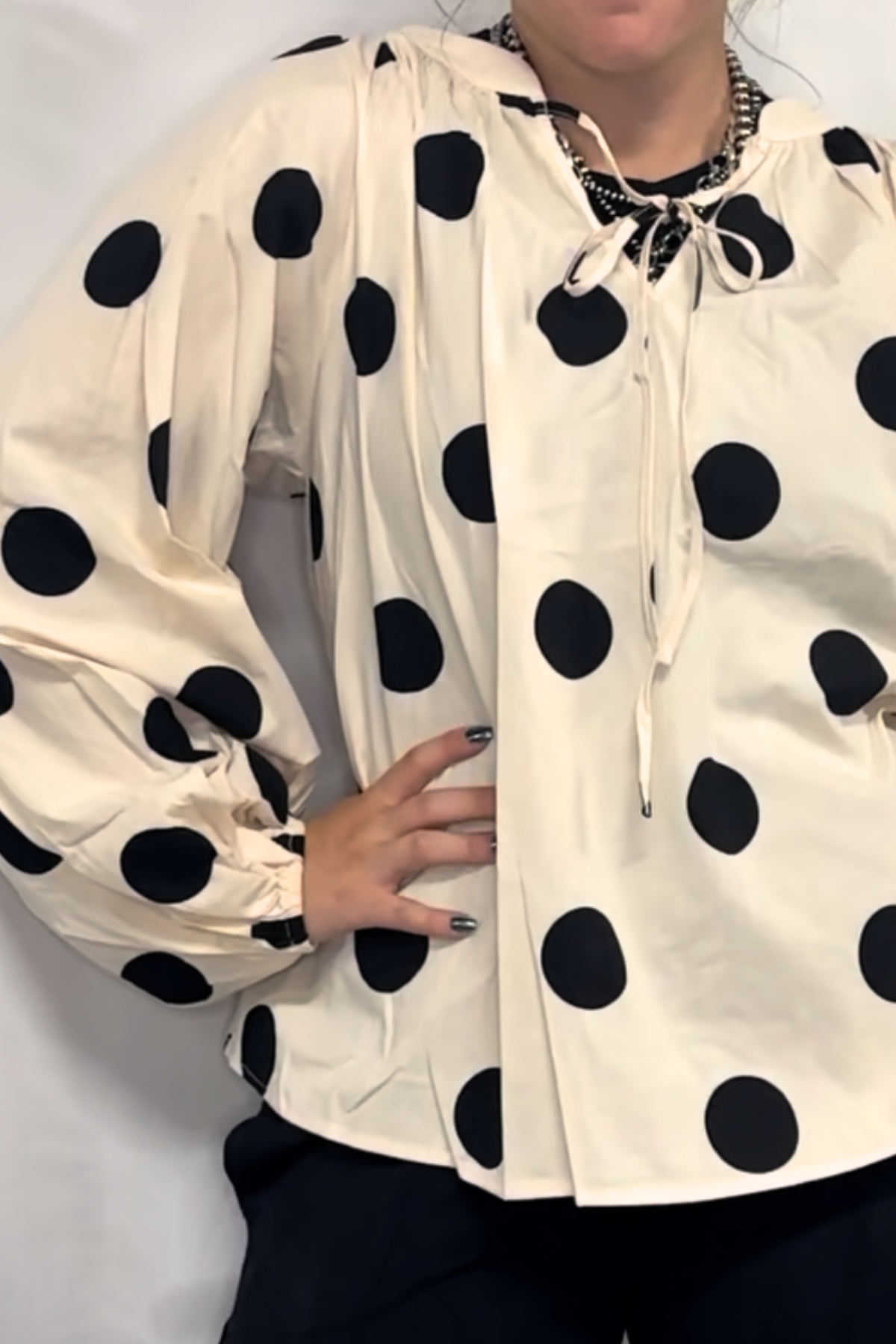 POLKA DOT EXAGGERATED BALLOON SLEEVES TOP