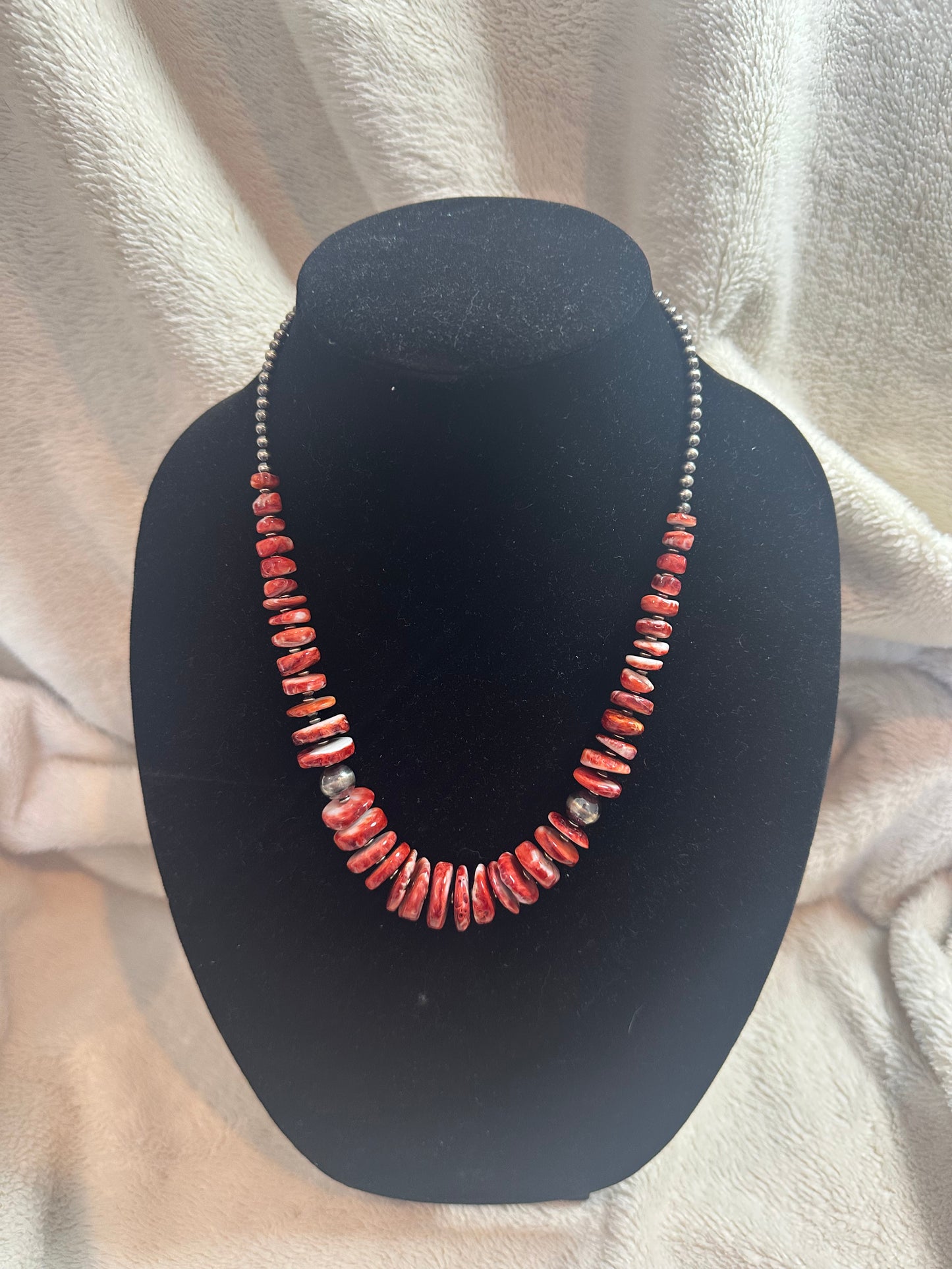 8-18mm red spiny graduated necklace
