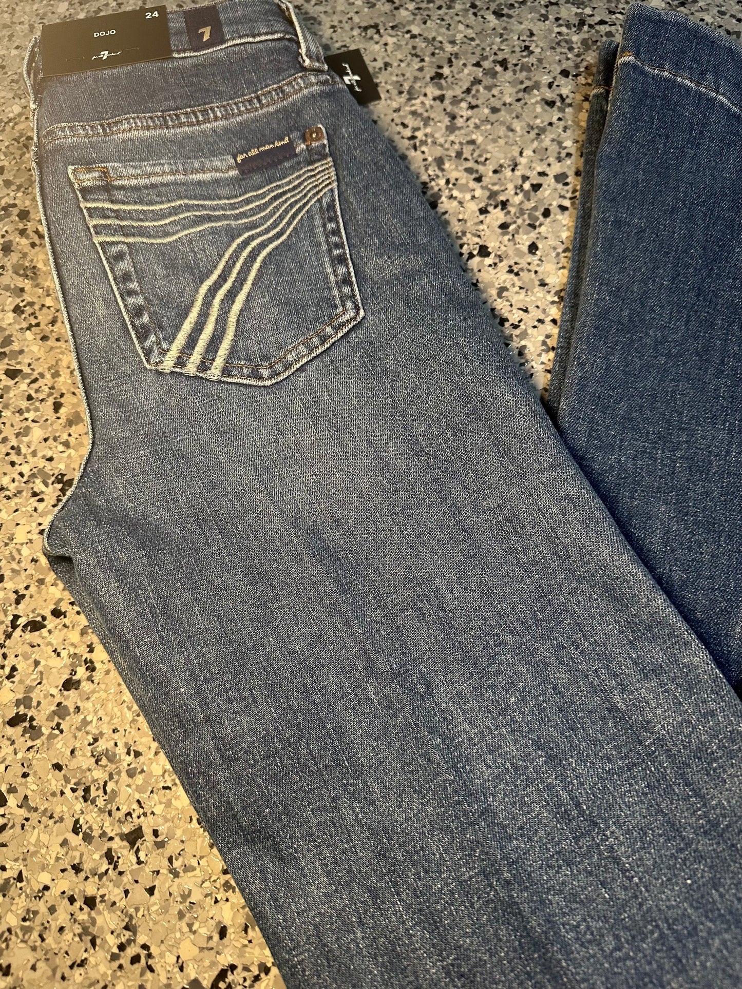 7 FOR ALL MANKIND DOJO JEANS  - SCO