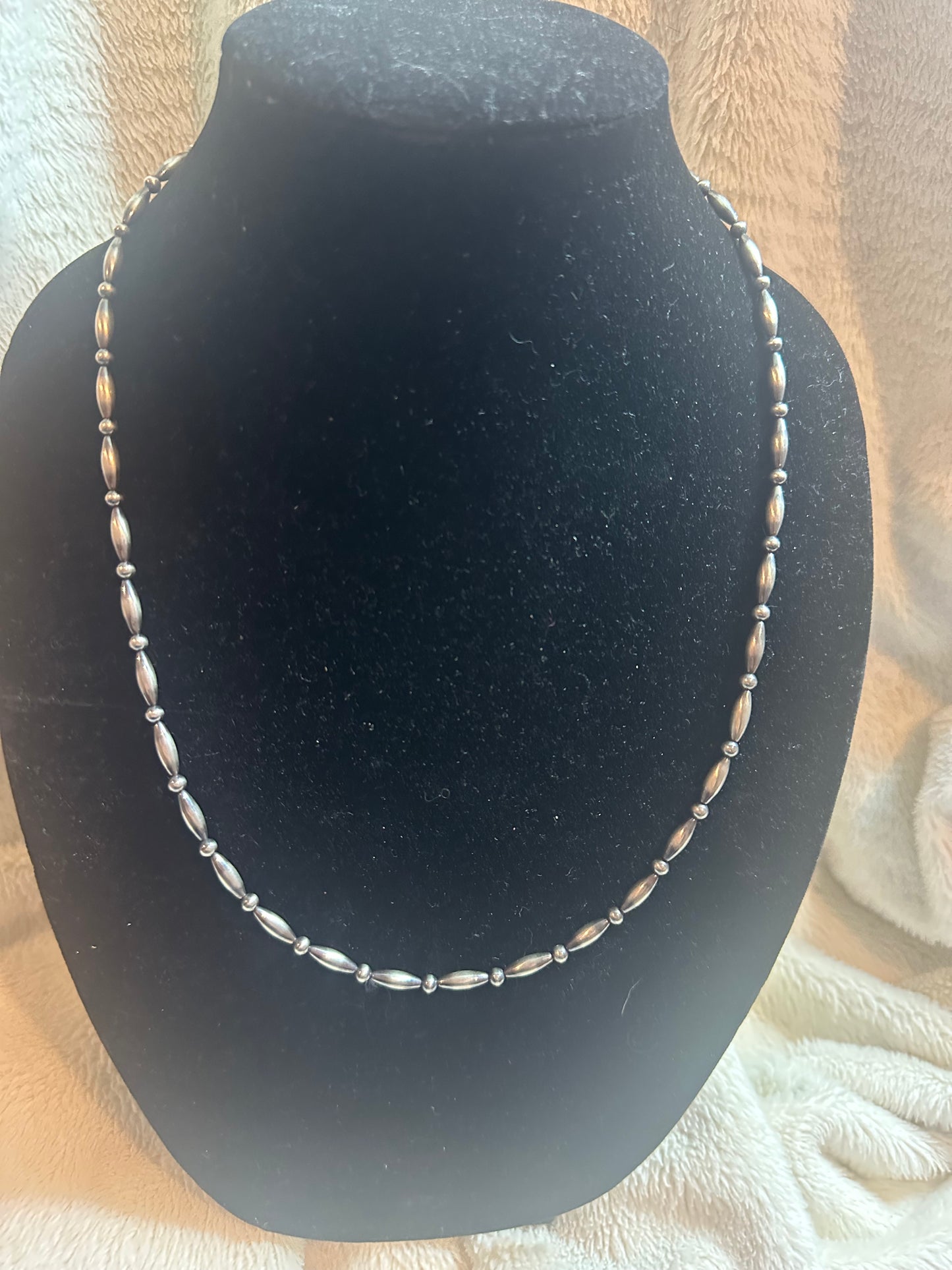 4mm torpedo x navajo pearl necklace