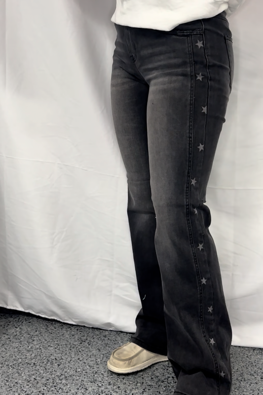 Mid Rise Side Star Print Detail Straight Jeans